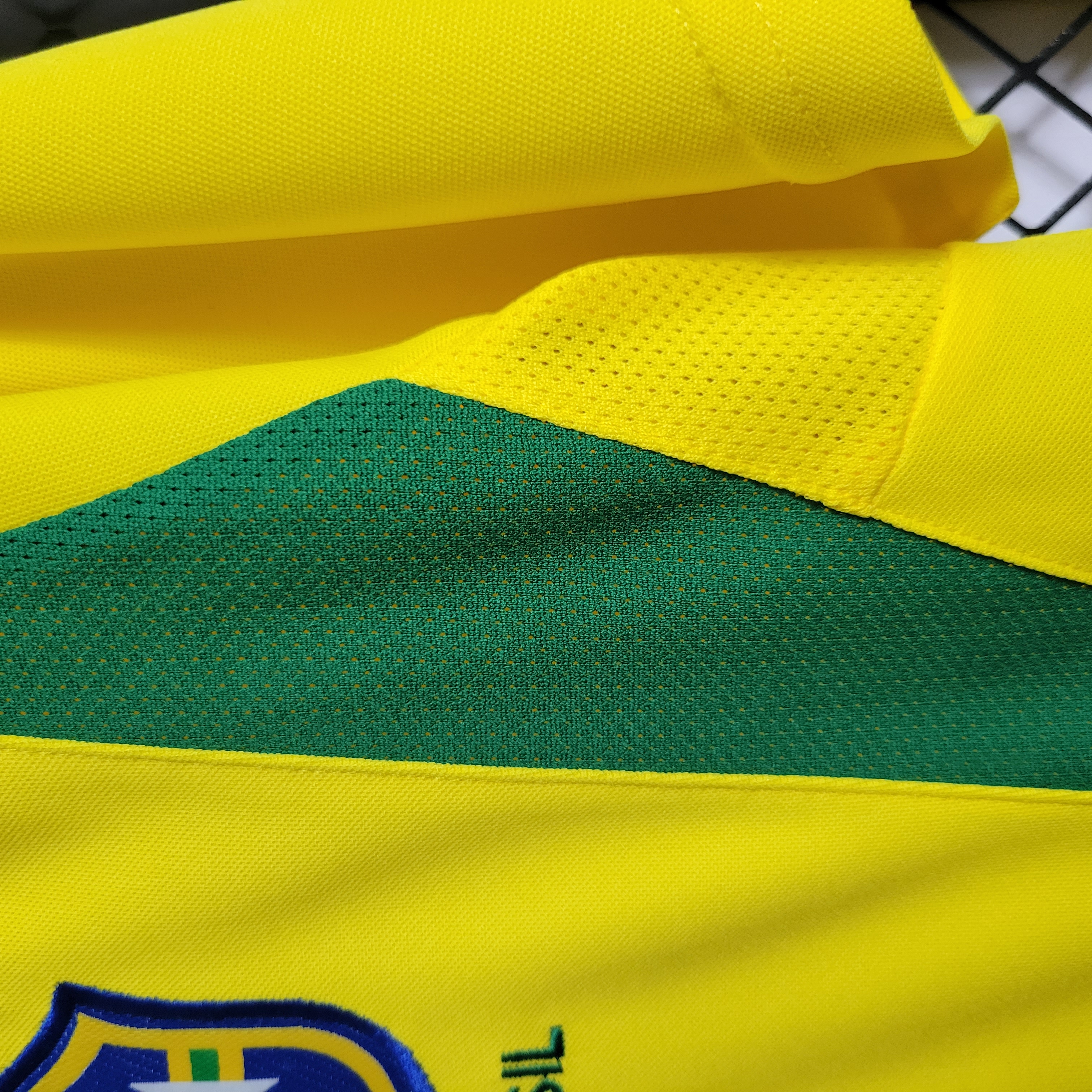 TKH-turbokithub-Retro Brazil 2002 Home Stadium Jersey