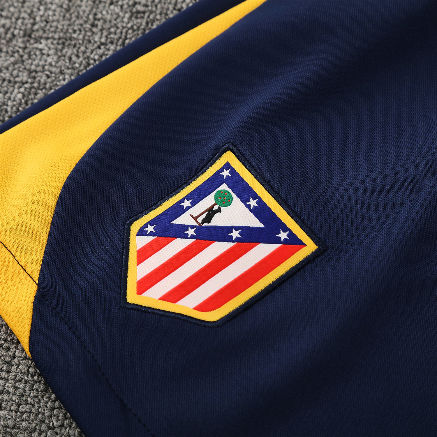 TKH-turbokithub-Atletico Madrid Short-Sleeve Training Set - Red White Top & Blue Shorts