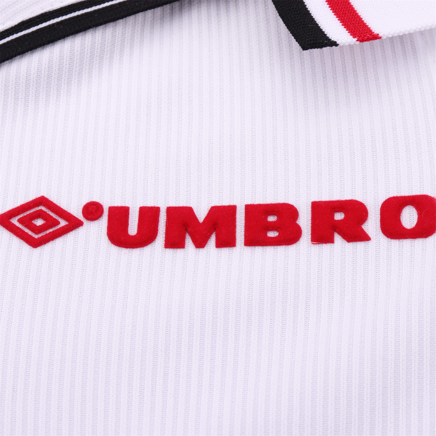 TKH-turbokithub-Retro Manchester United 1998-99 White Special Kids Kit