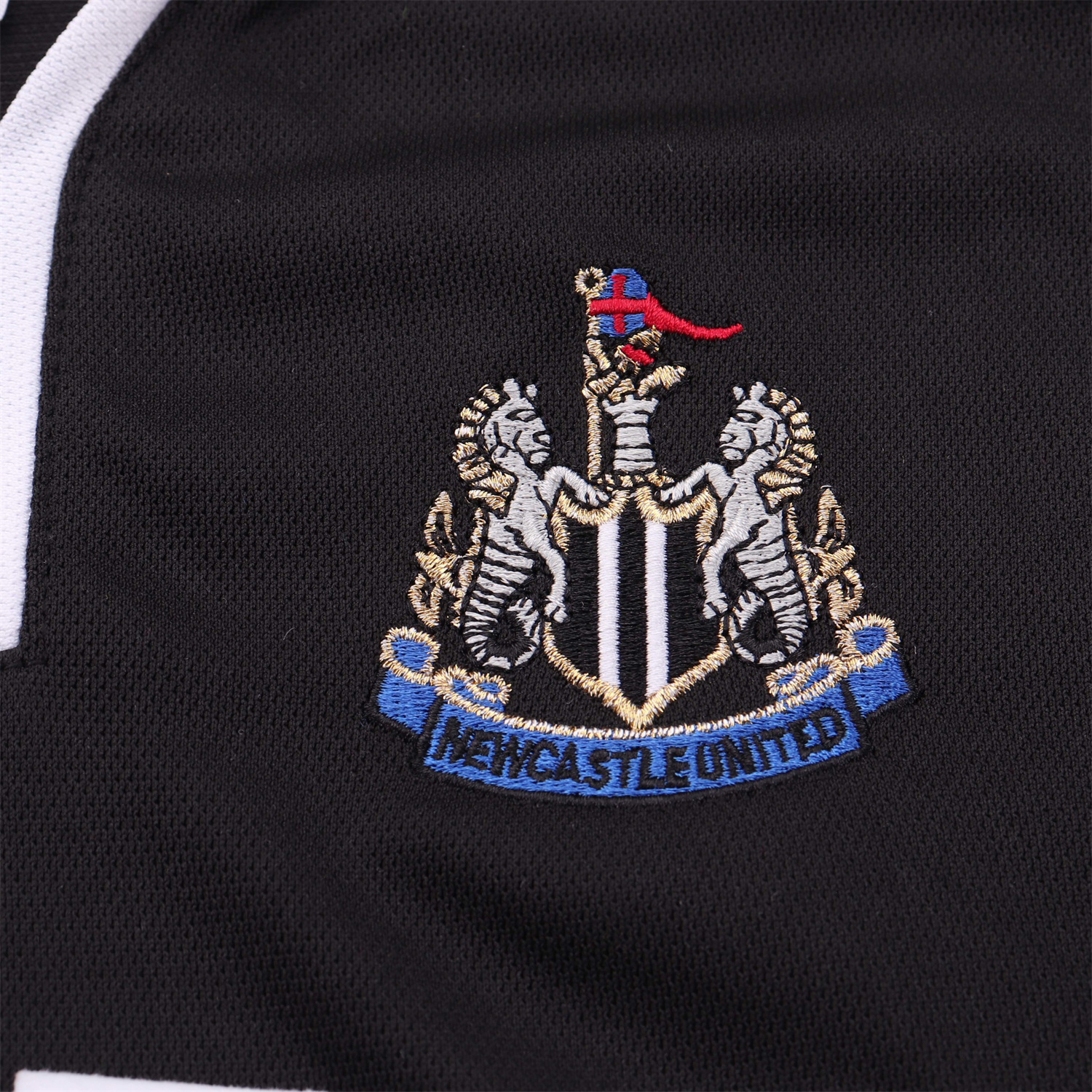 TKH-turbokithub-Retro Newcastle United 2000-01 Away Kids Kit