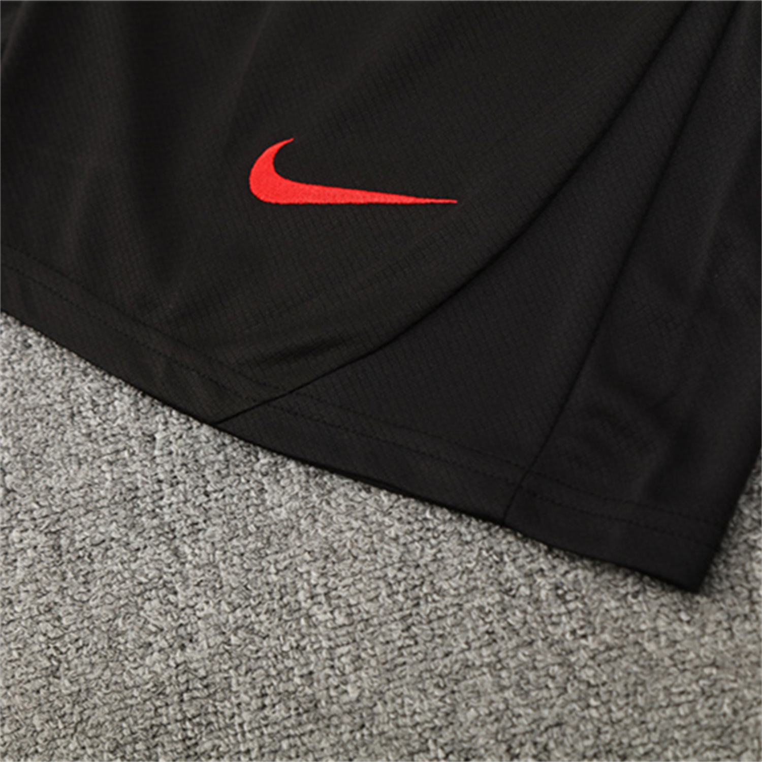 TKH-turbokithub-Paris Saint-Germain PSG 25-26 Short-Sleeve Training Set - White Top & Black Shorts