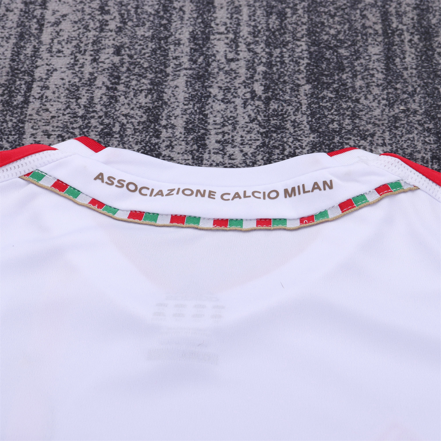 TKH-turbokithub-Retro AC Milan 2011-12 Away Kids Kit