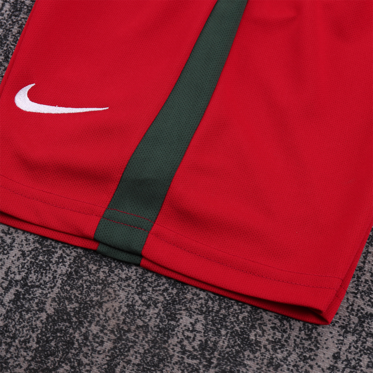 TKH-turbokithub-Retro Portugal 2016 Home Kids Kit