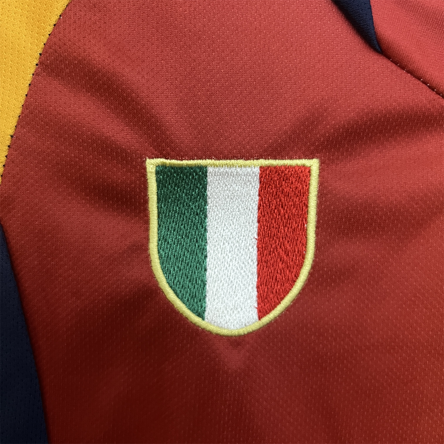 TKH-turbokithub-Retro Roma 2001-02 Home Kids Kit