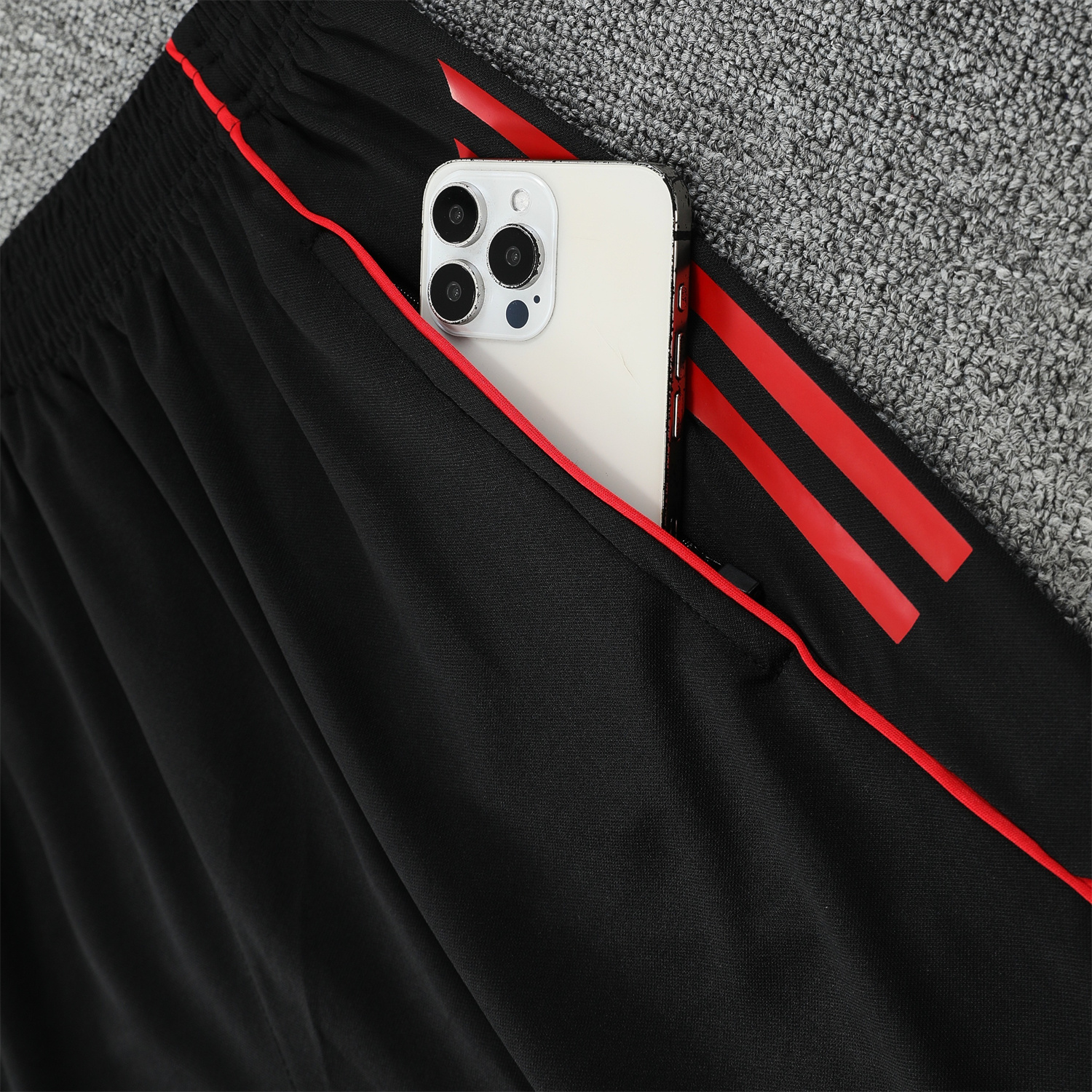 TKH-turbokithub-Manchester United 25-26 Short-Sleeve Training Set - Red Black Blocks White Top & Black Shorts