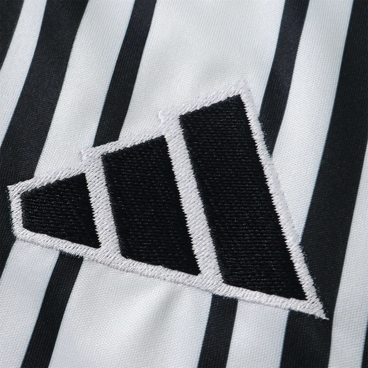 TKH-turbokithub-Newcastle United 26-27 Home Long Sleeves Jersey - Fans Version