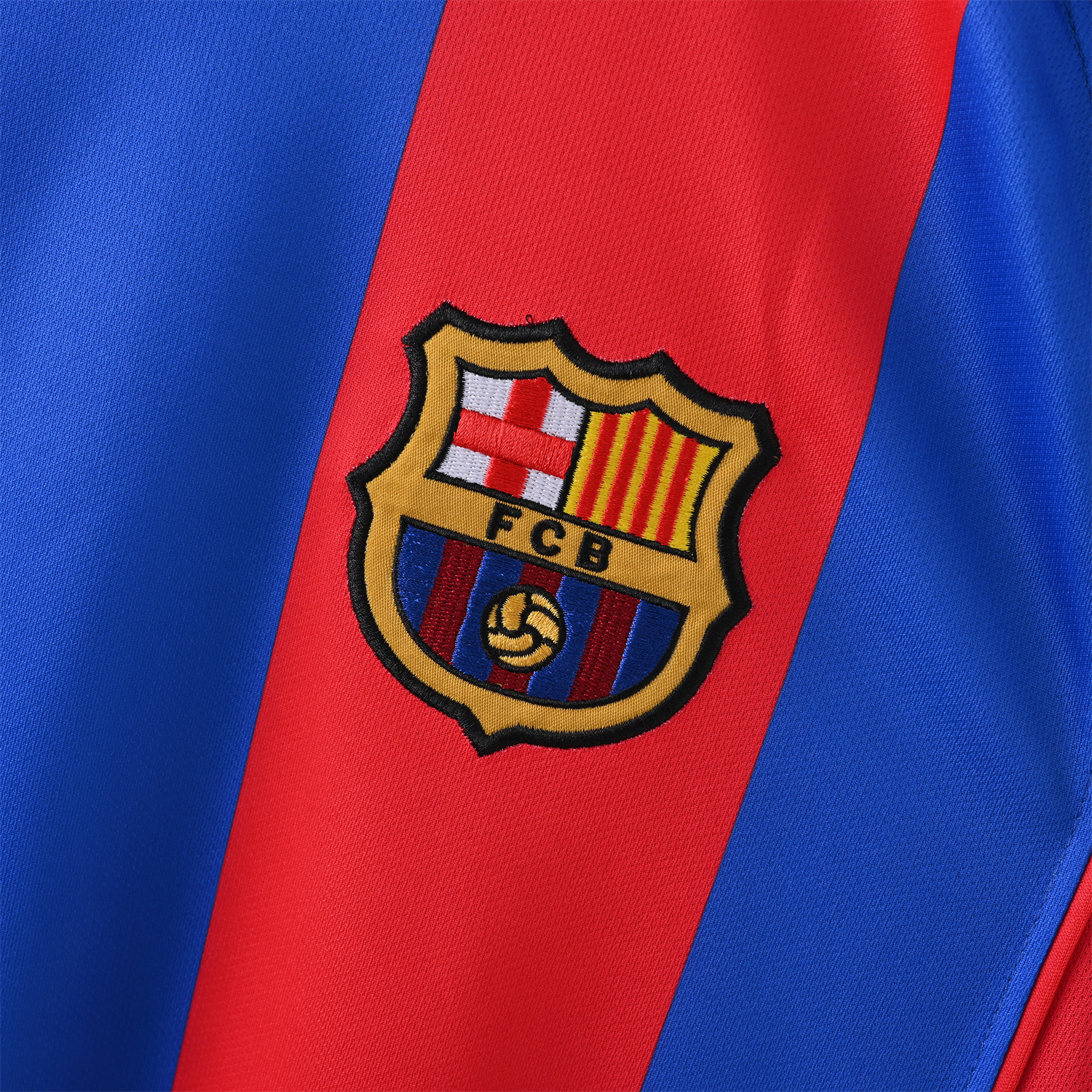 TKH-turbokithub-Retro Barcelona 04-05 Home Jersey
