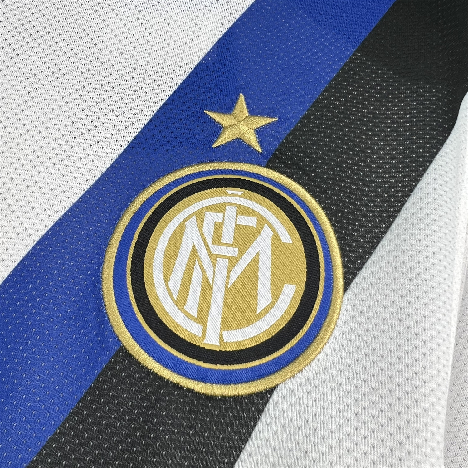 TKH-turbokithub-Retro Inter Milan 2011-12 Away Jersey