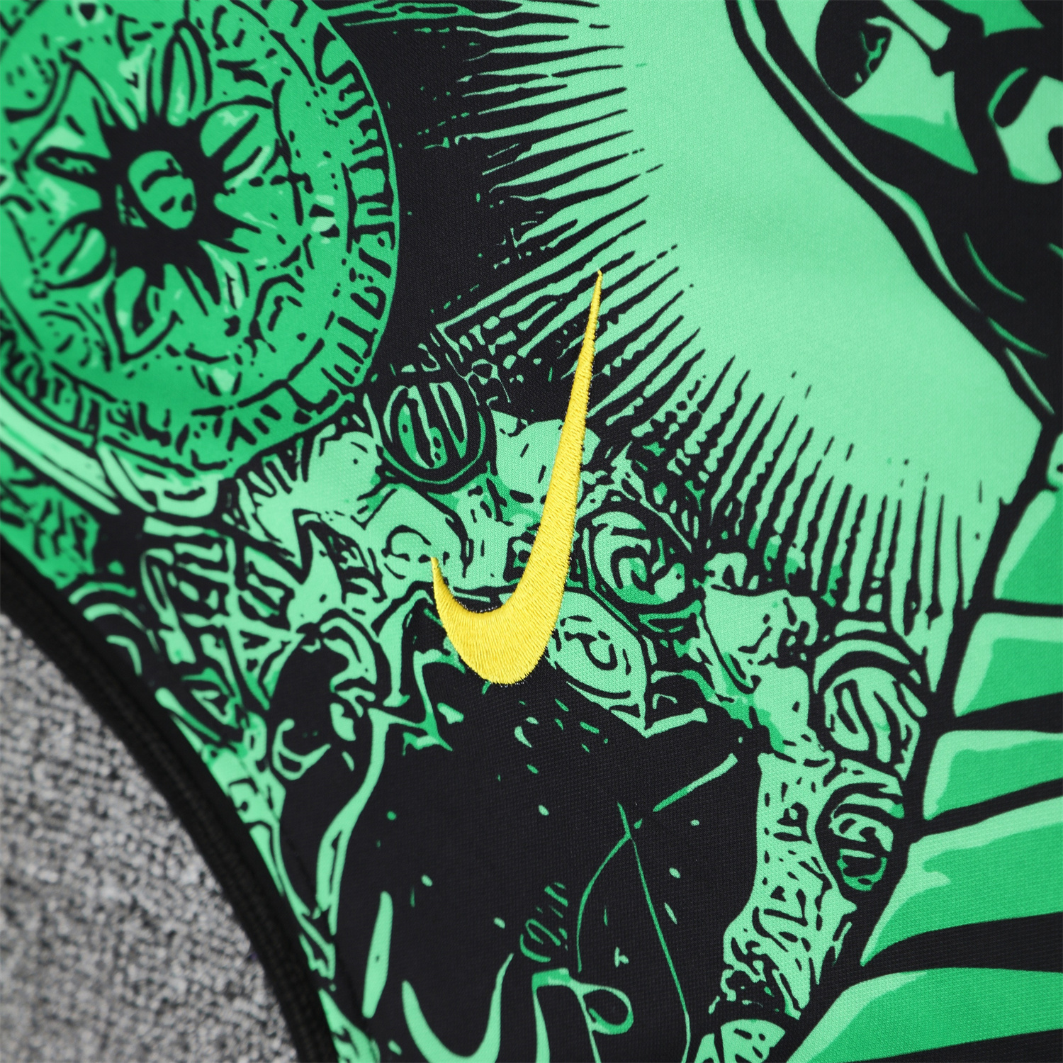 TKH-turbokithub-Brazil 25-26 Green Jesus Statue Vest Training Set - Green Vest & Black Shorts
