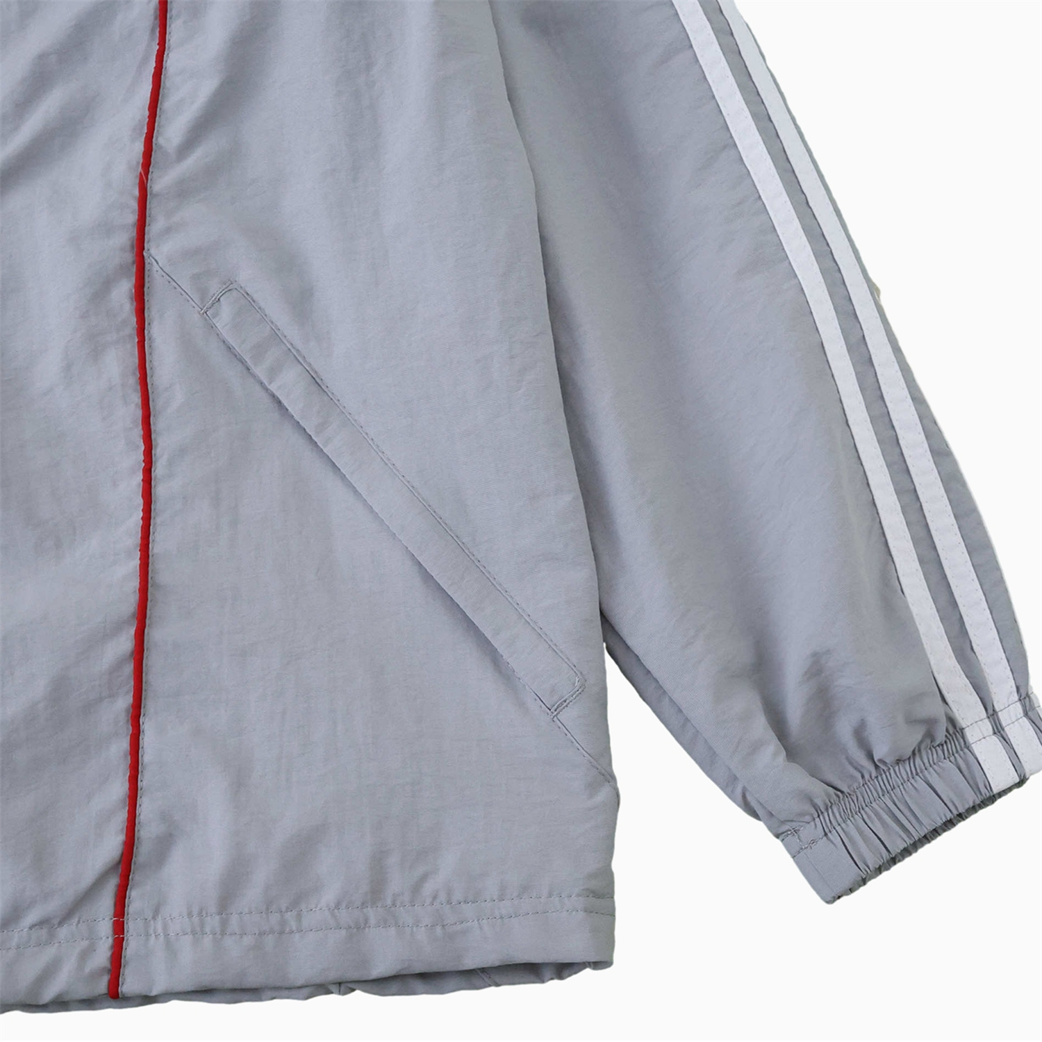 TKH-turbokithub-Bayern Munich 25-26 Grey Throwback Windbreaker Jacket - Grey