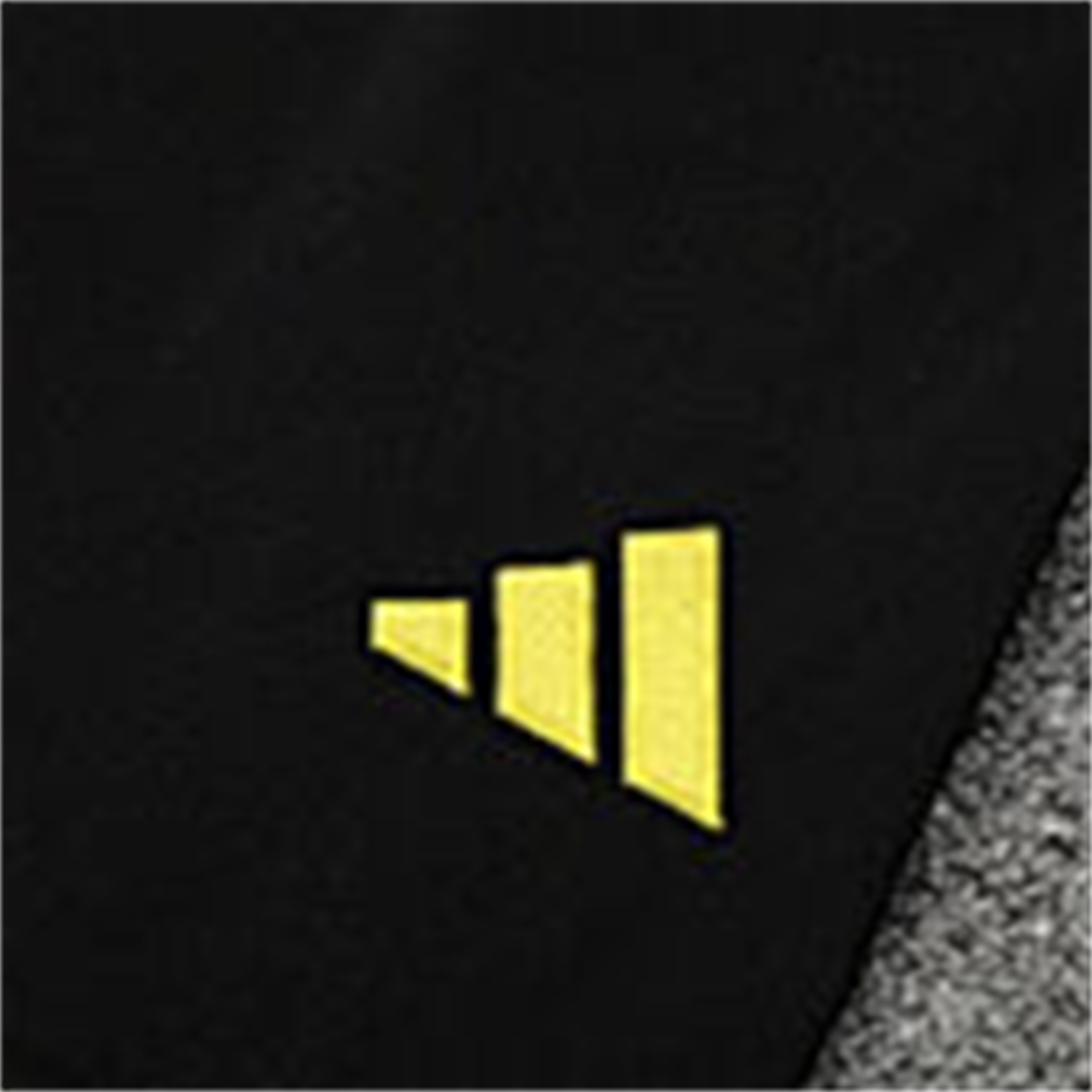 TKH-turbokithub-Manchester United 25-26 Short-Sleeve Training Set - Yellow Lines Black Top & Black Shorts