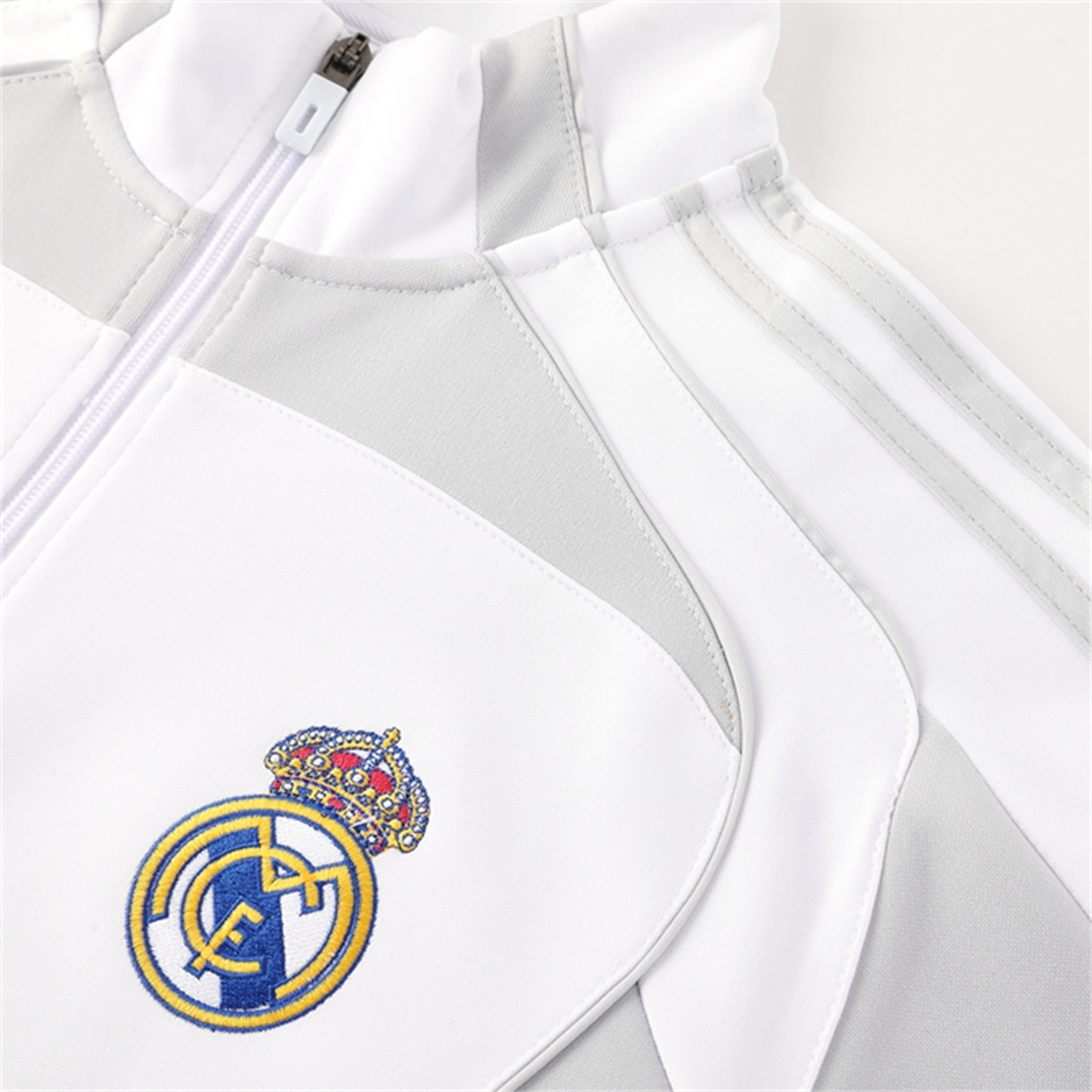 TKH-turbokithub-Real Madrid 25-26 Jacket Training Tracksuit - White Jackets & Light Grey Pants