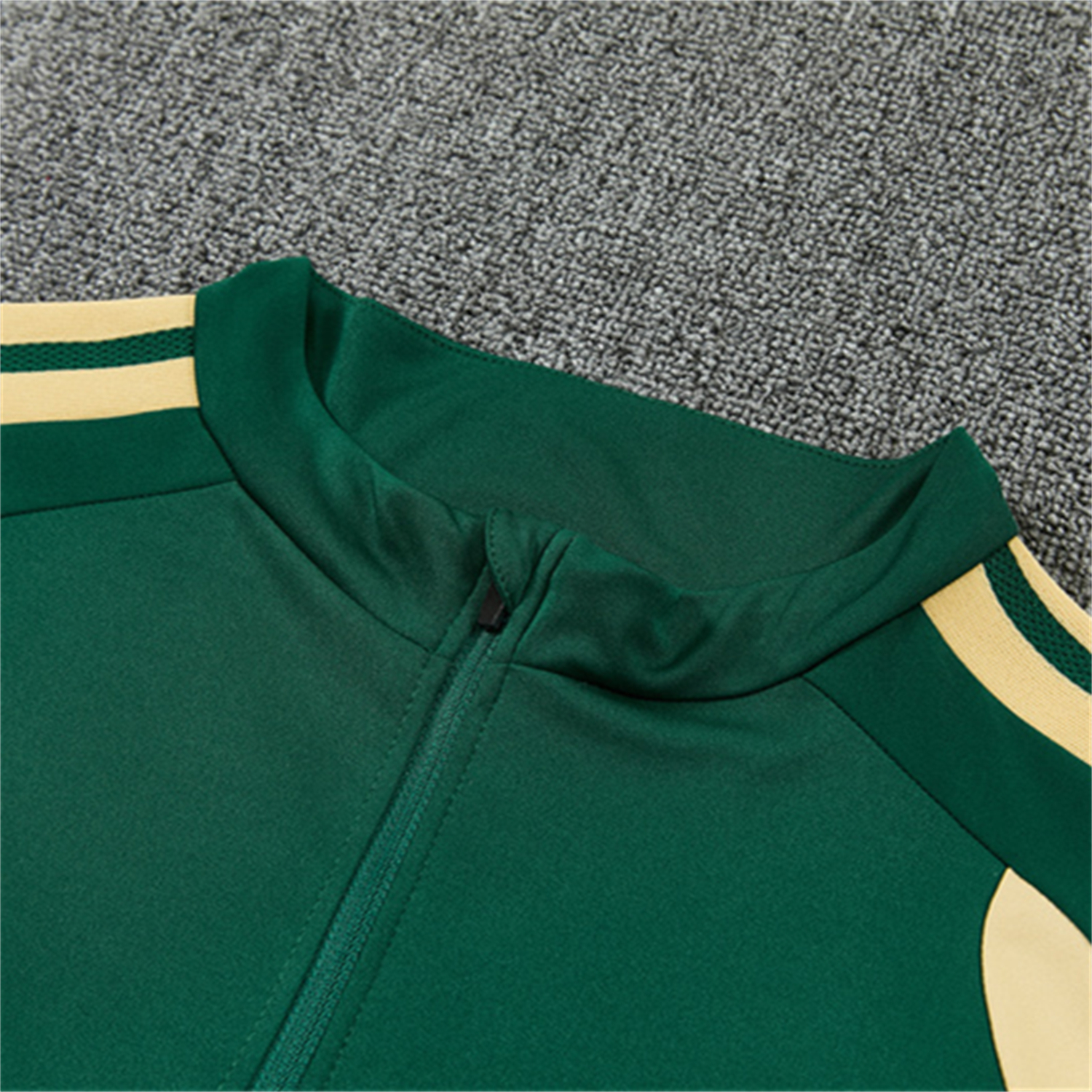 TKH-turbokithub-Real Madrid 26-27 Kids Long Sleeves Training Set - Green Top And Green Pants