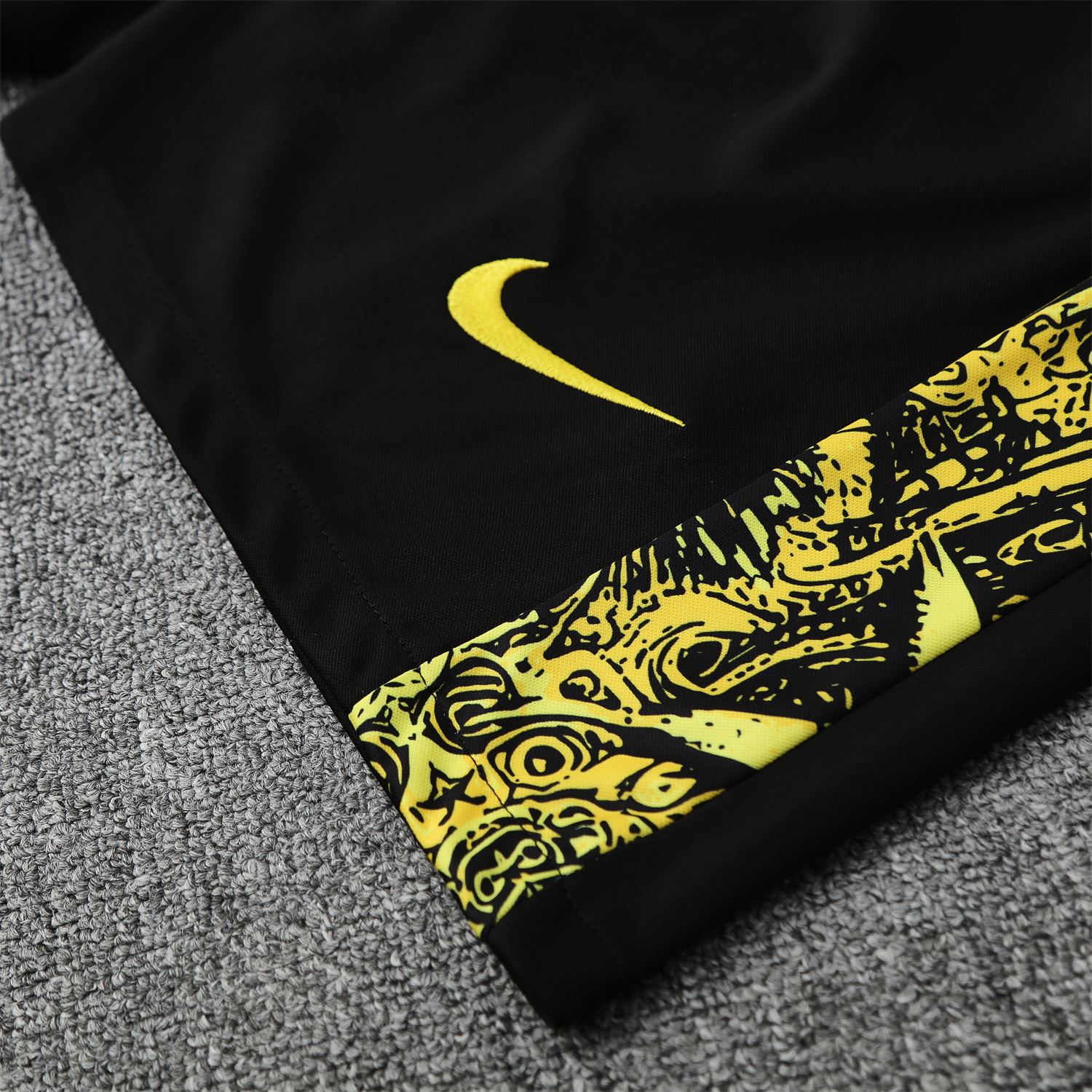 TKH-turbokithub-Brazil 25-26 Yellow Jesus Statue Vest Training Set - Yellow Vest & Black Shorts