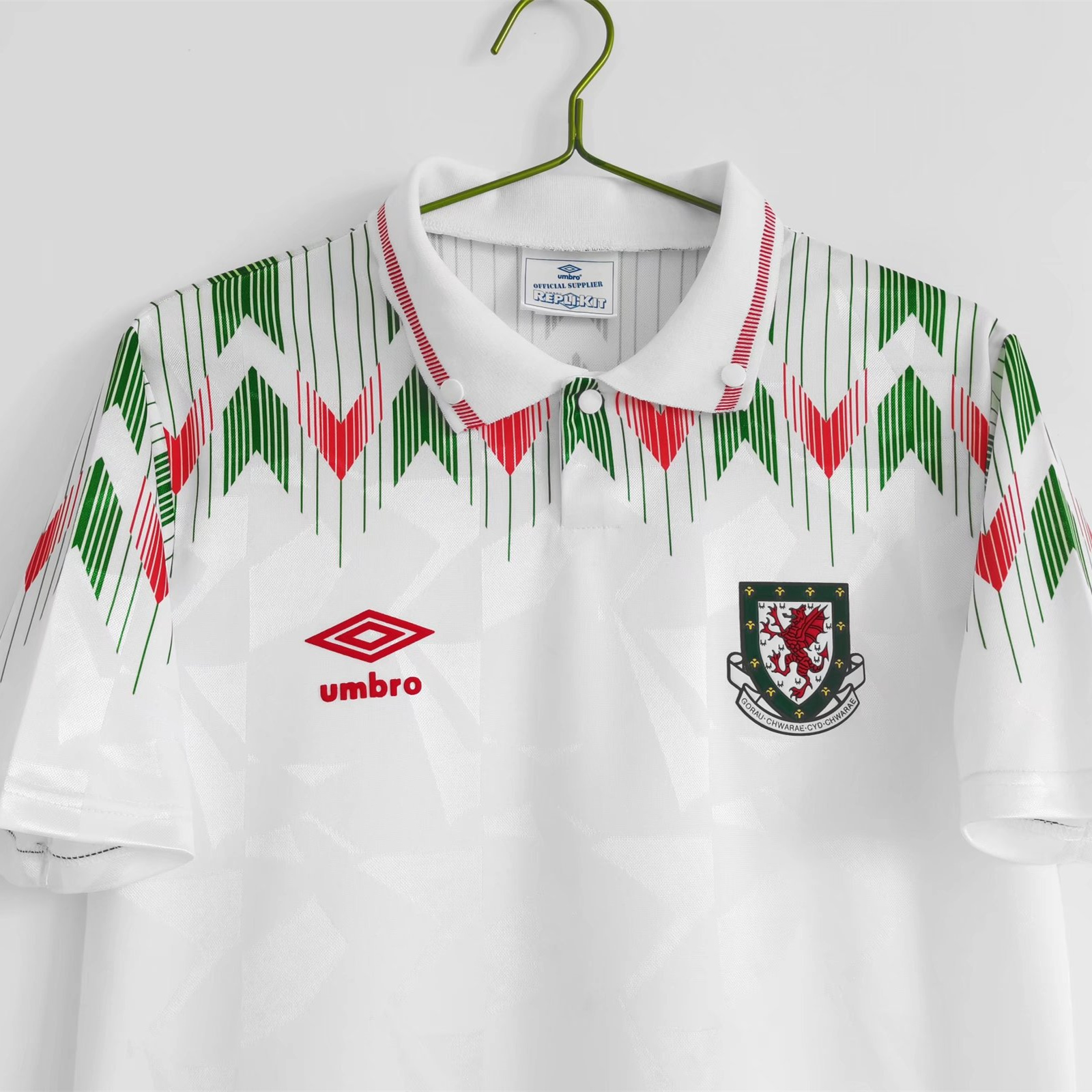 TKH-turbokithub-Retro Wales 1990-92 Away Stadium Jersey