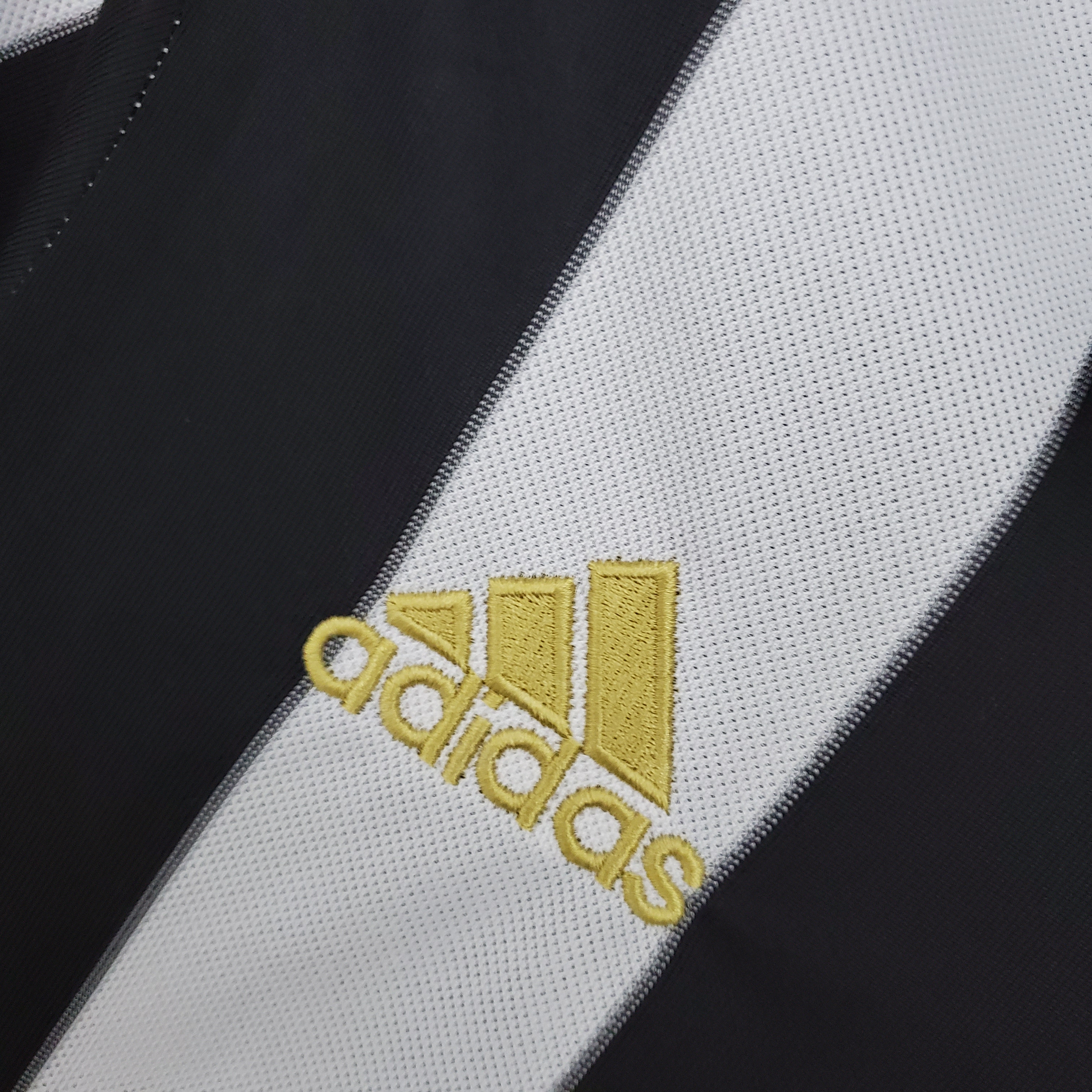 TKH-turbokithub-Retro Juventus 2017-18 Home Stadium Jersey
