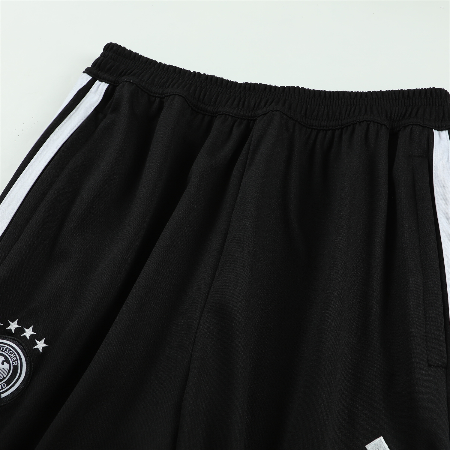 TKH-turbokithub-Germany 2026 Kids Long Sleeve Training Set - Black Top & Pants
