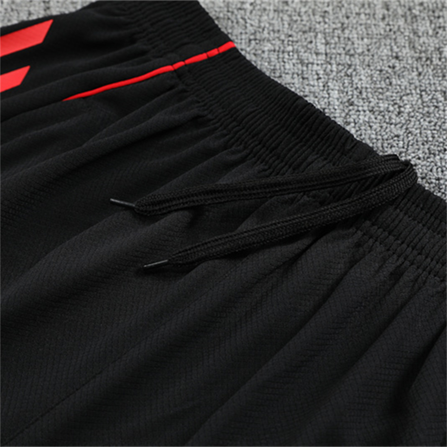 TKH-turbokithub-Liver.pool 25-26 Short-Sleeve Training Set - Black Top & Black Shorts