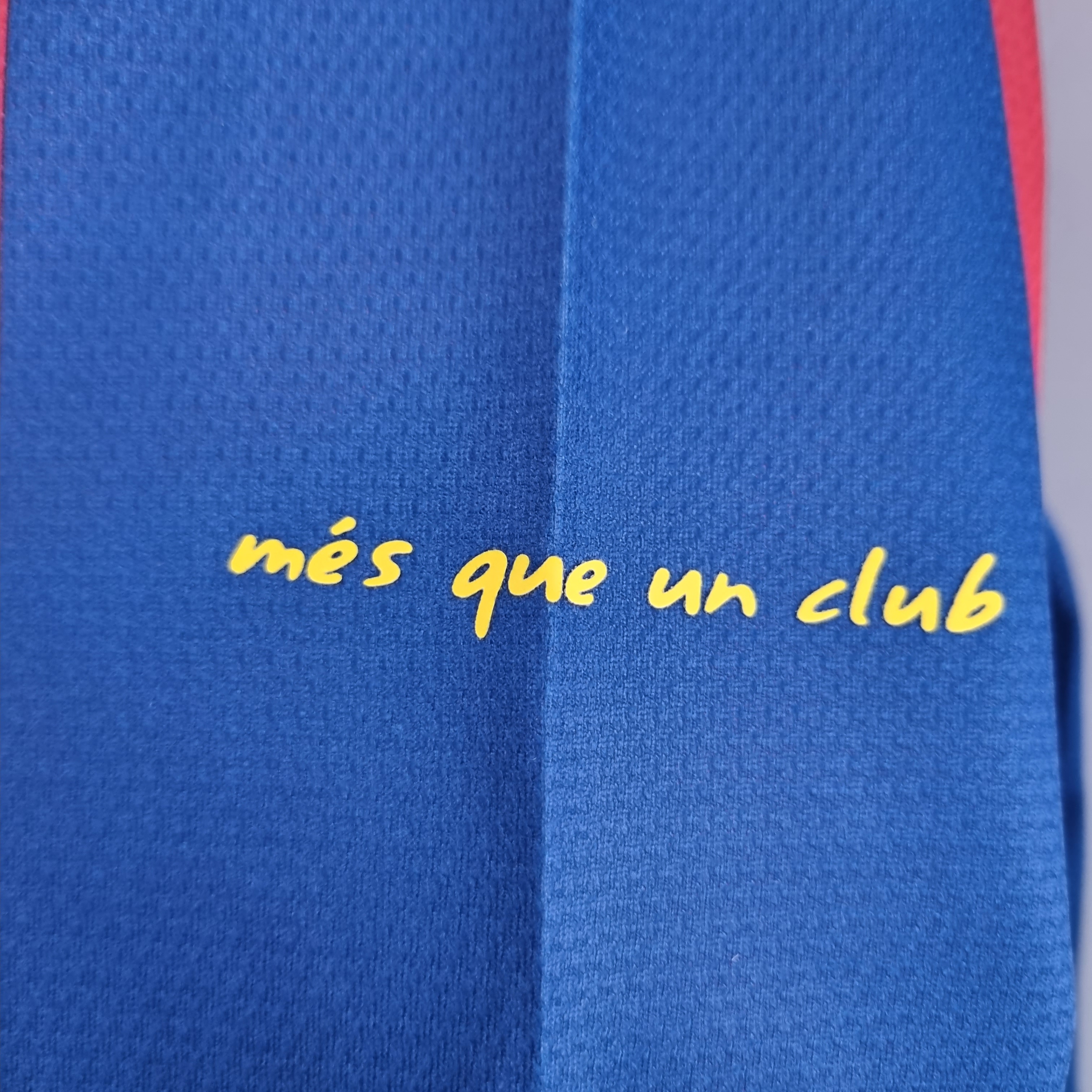 TKH-turbokithub-Retro Barcelona 10-11 Home Long Sleeve Jersey