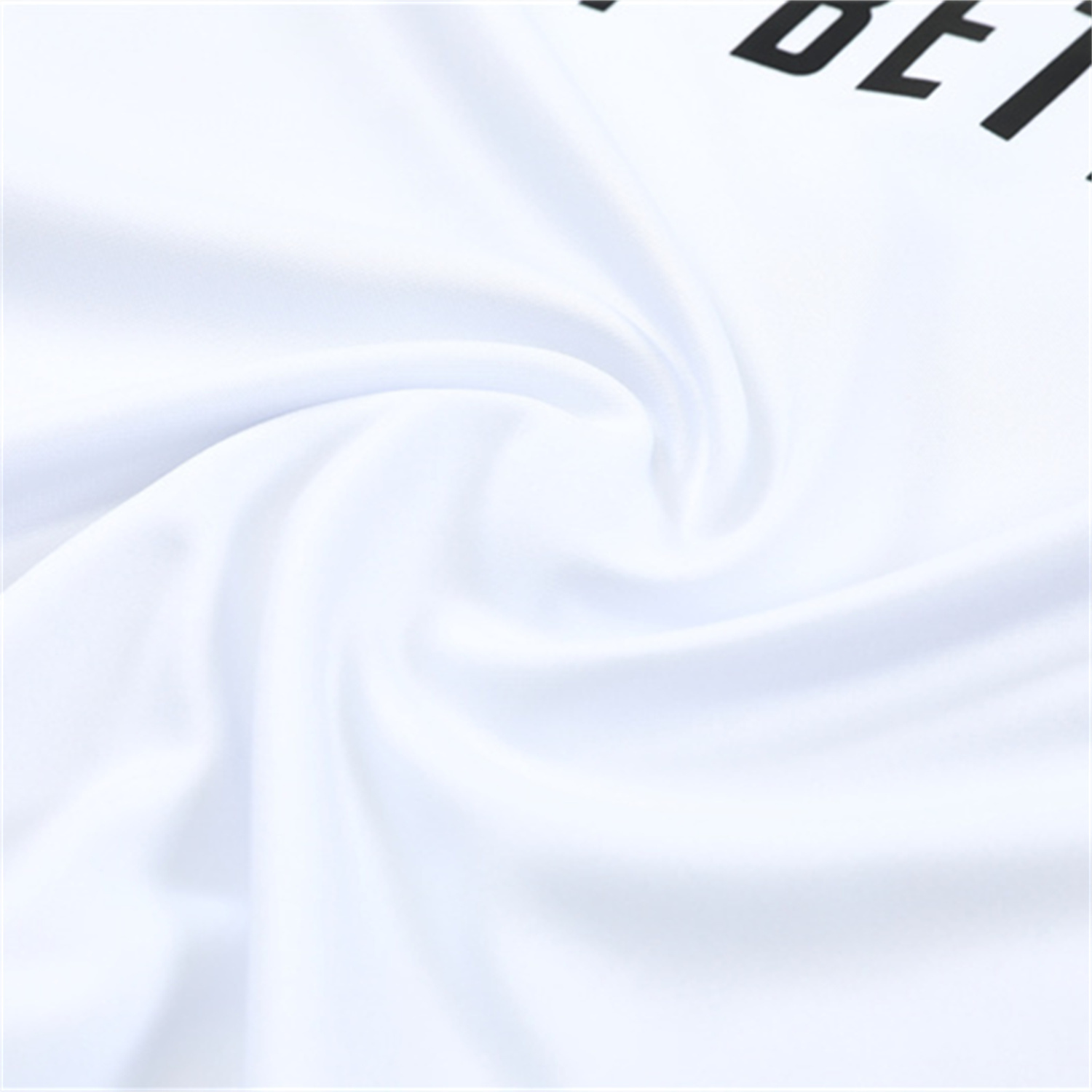 TKH-turbokithub-Real Madrid 25-26 Long Sleeve Training Set - White Top & Black Pants