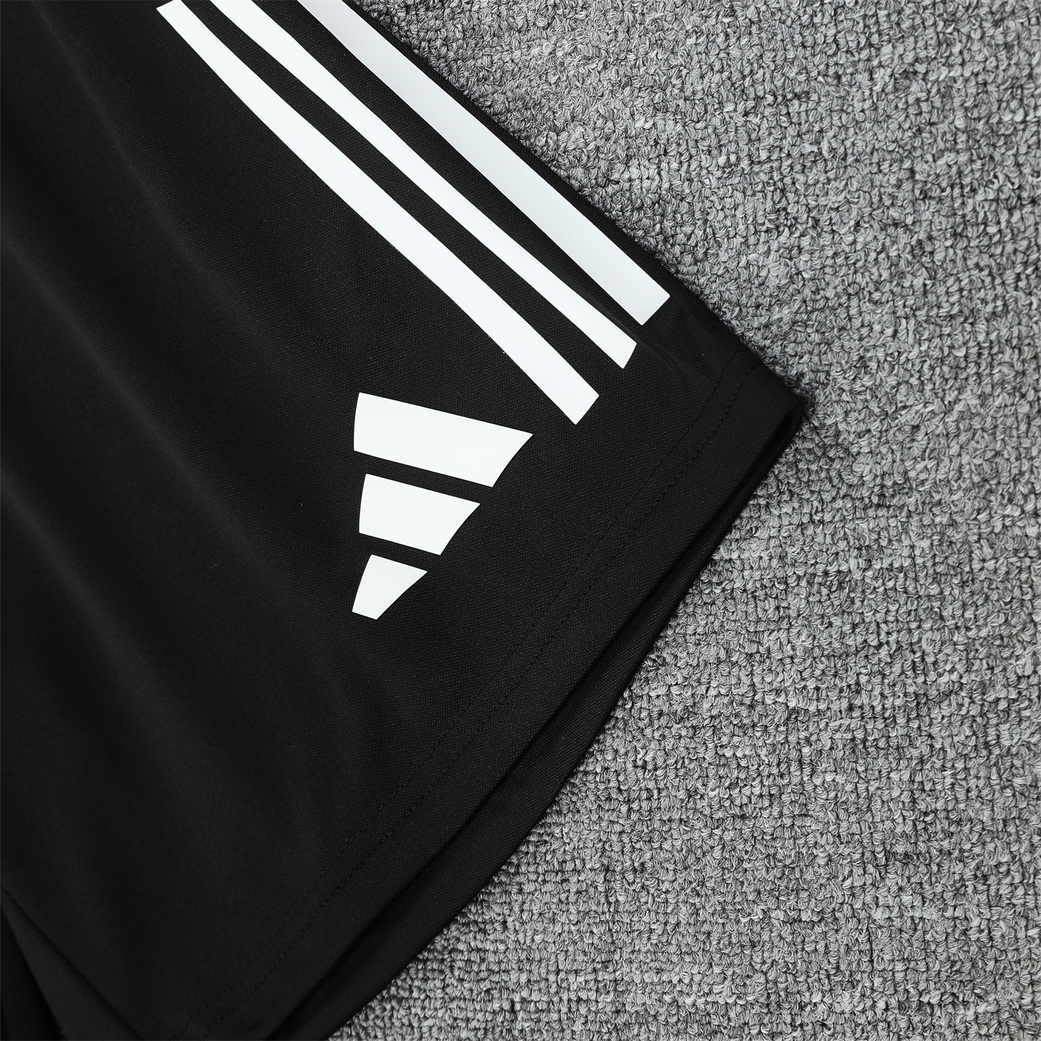 TKH-turbokithub-Atletico Mineiro 25-26 Short-Sleeve Kids Training Set - Black Top With Black Shorts