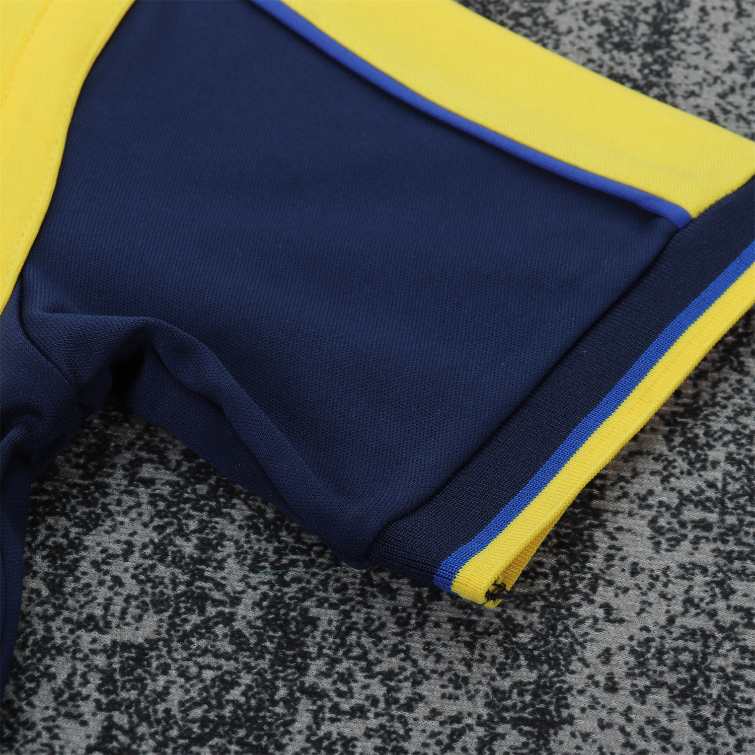 TKH-turbokithub-Retro Arsenal 2000-01 Away Kids Kit
