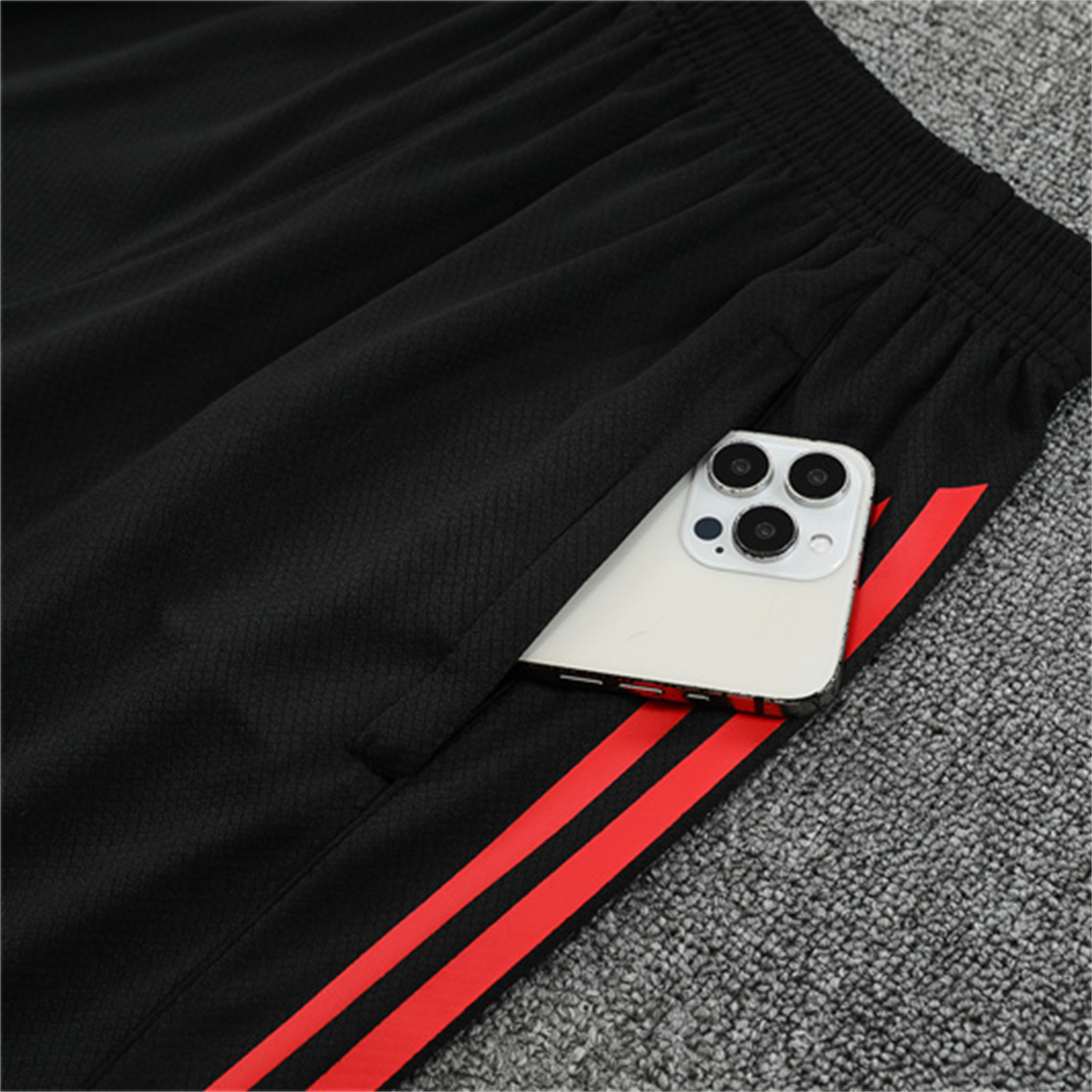TKH-turbokithub-Liver.pool 25-26 Short-Sleeve Training Set - Red Top & Black Shorts