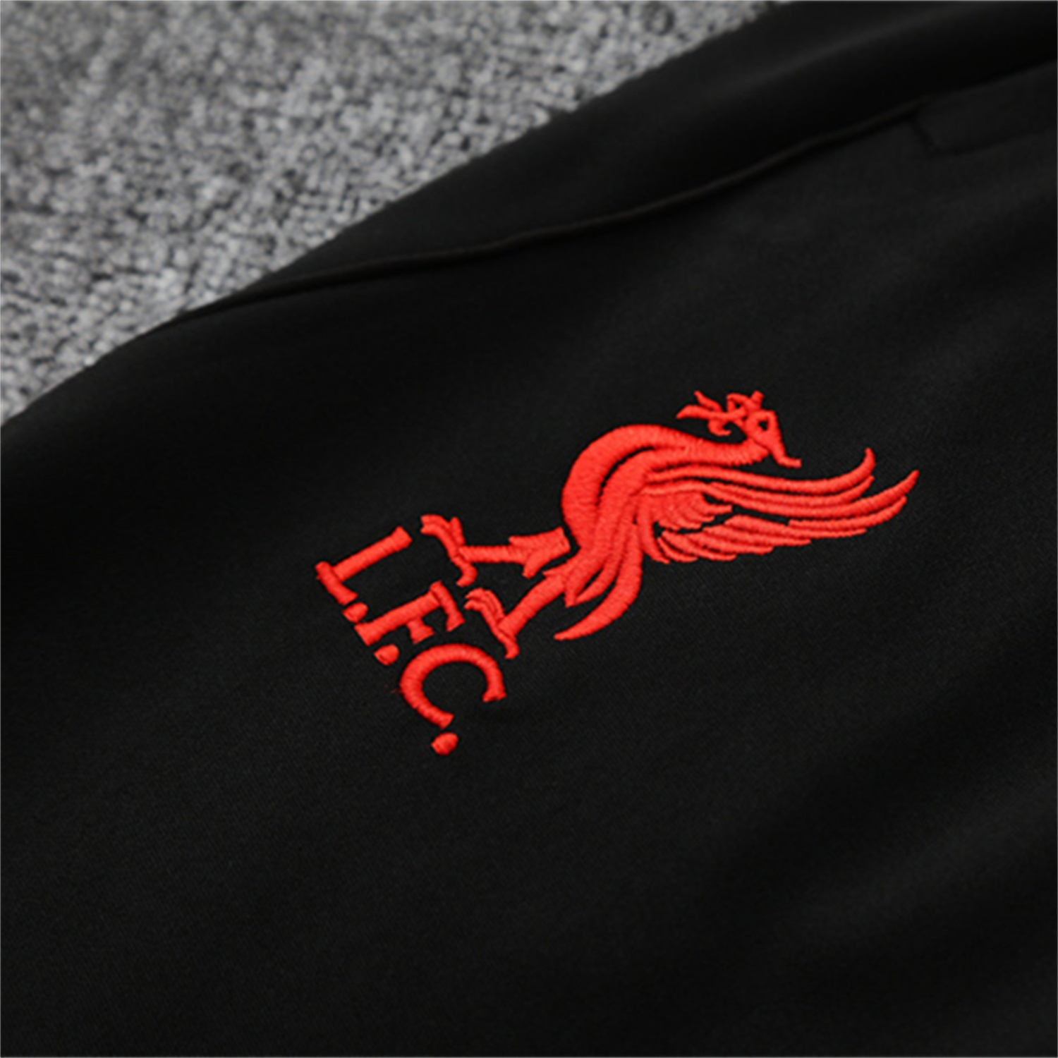 TKH-turbokithub-Liver.pool 25-26 Long Sleeve Training Set - White Top & Black Pants