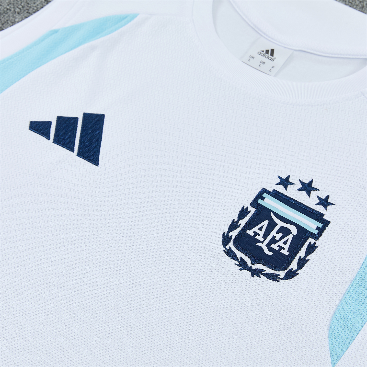 TKH-turbokithub-Argentina 2026 Vest Training Set - White Vest and Blue Shorts