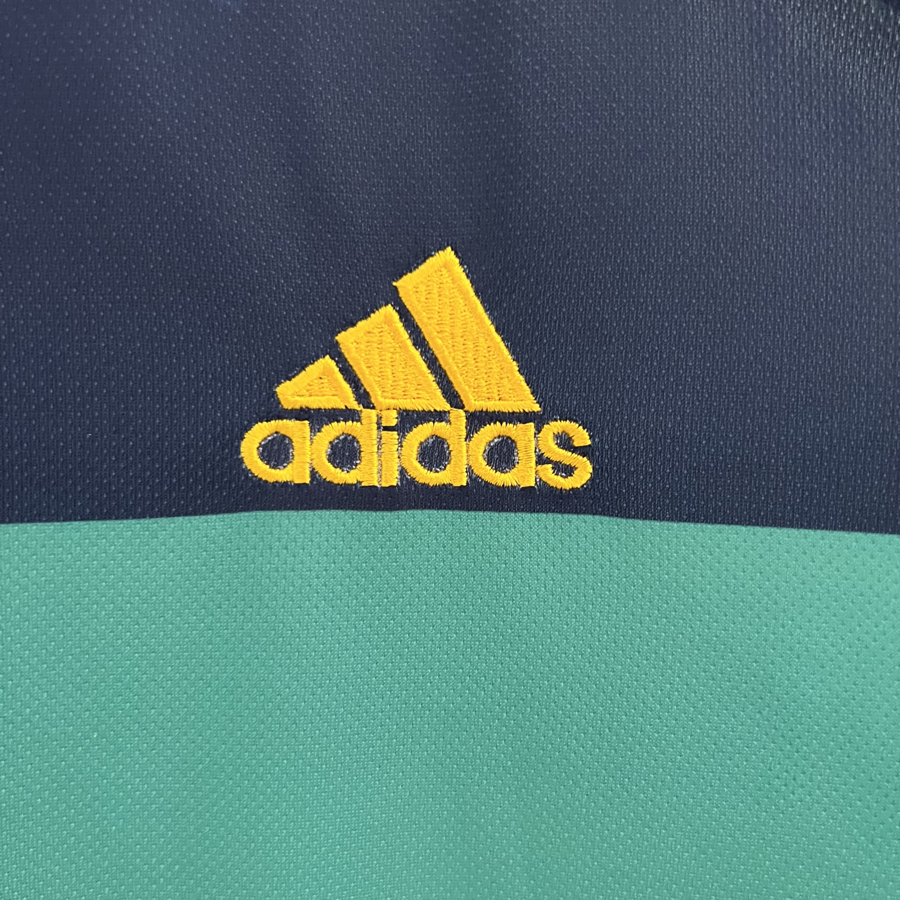 TKH-turbokithub-Retro Spain 2010 Green Goalkeeper Jersey