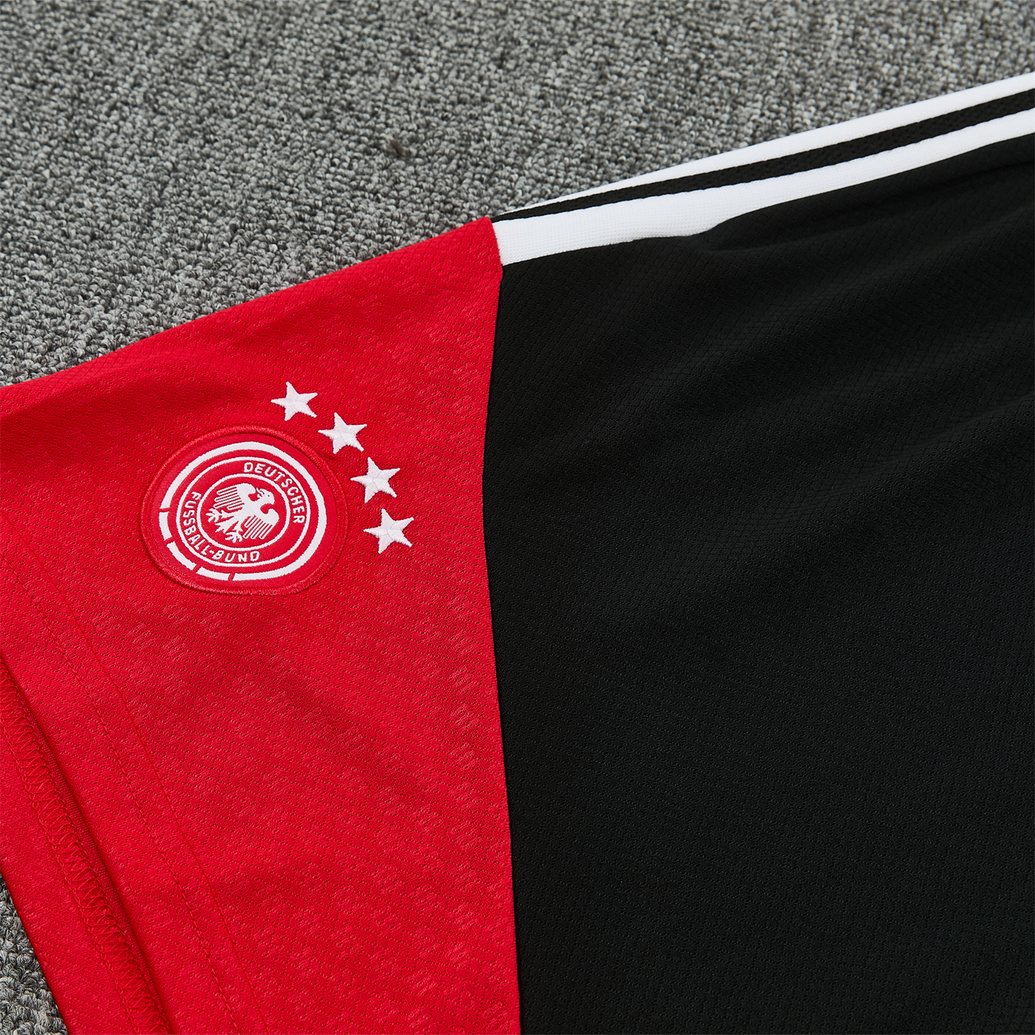 TKH-turbokithub-Germany 2026 Short-Sleeve Training Set - Black With Red Top & Black With Red Pants