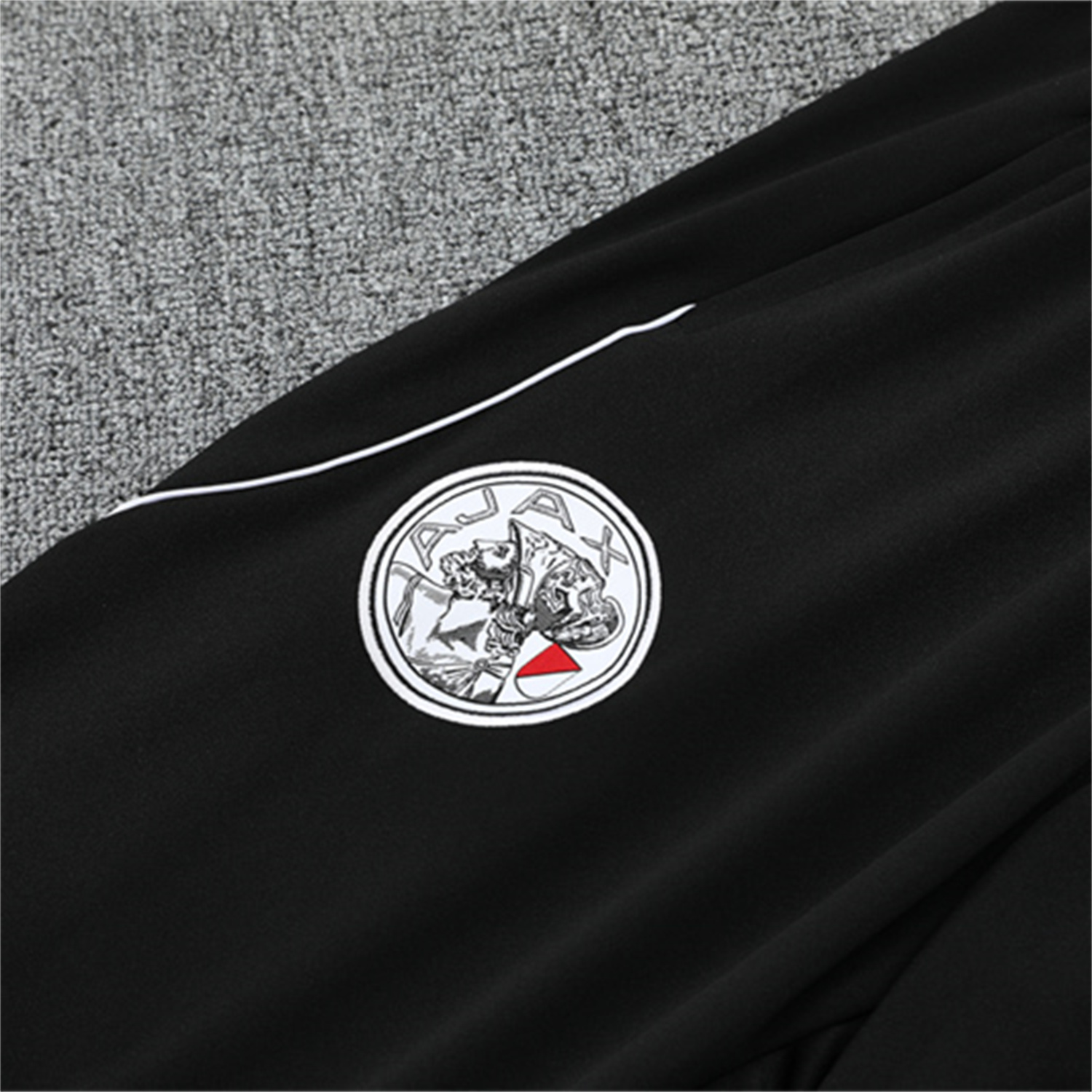 TKH-turbokithub-Ajax 25-26 Kids Long Sleeve Training Set - White Top and Black Pants