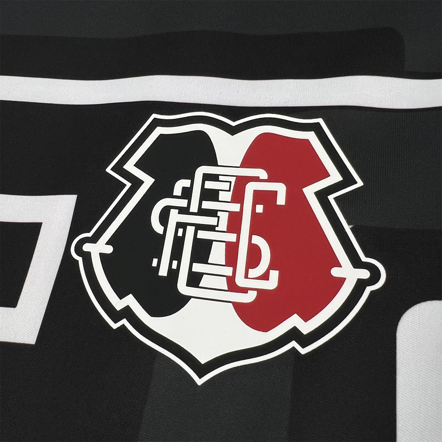 TKH-turbokithub-Santa Cruz 26-27 Pre-Match Black With White Lines Jersey - Fans Version