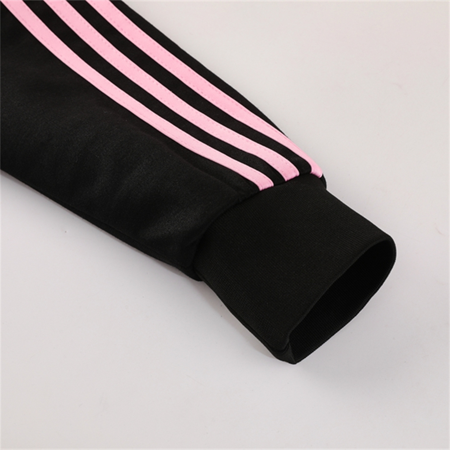 TKH-turbokithub-INT M.A.M 25-26 Long Sleeves Training Hoodie Set - Black Hoodie + Pants