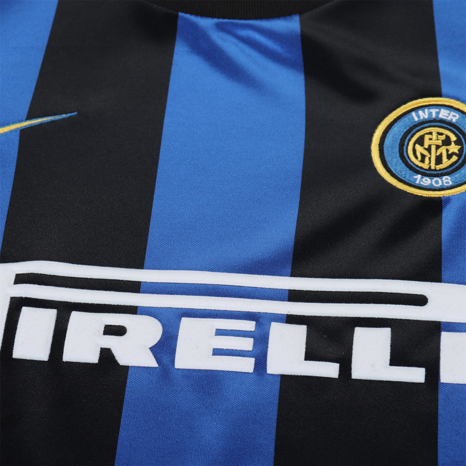 TKH-turbokithub-Retro Inter Milan 1999-00 Home Kids Kit