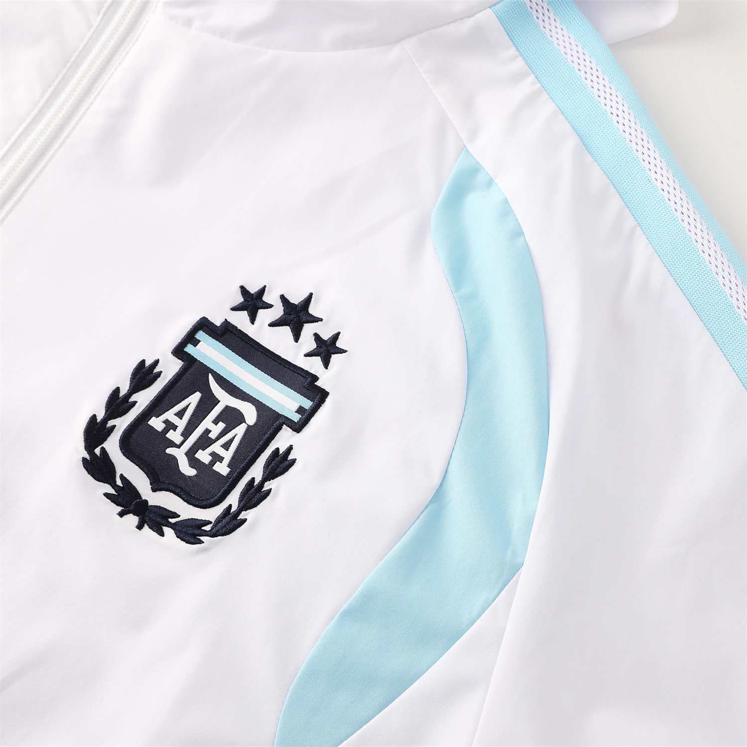 TKH-turbokithub-Argentina 2026 Hooded Windbreaker Training Set - White Top & Dark Blue Pants