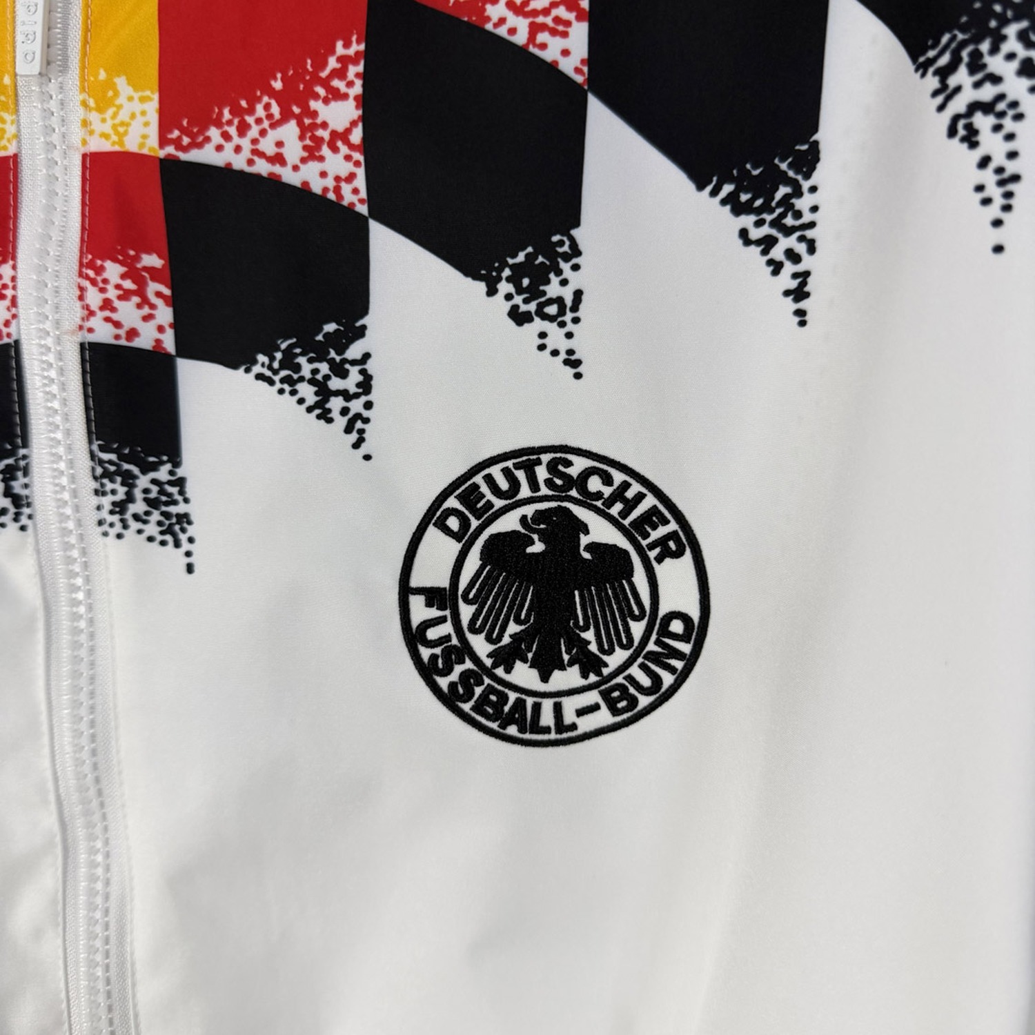 TKH-turbokithub-Retro Germany 1994 Windbreaker Jacket - White