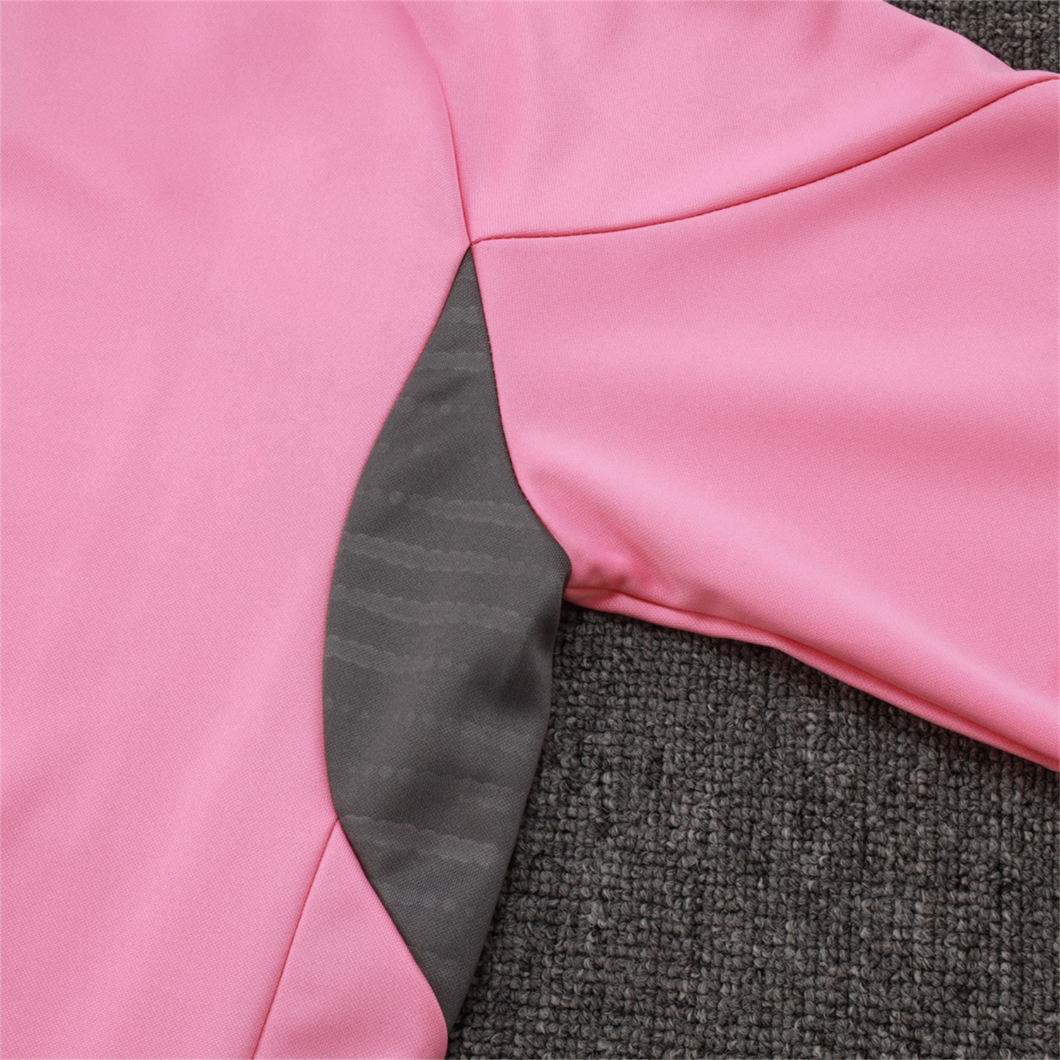 TKH-turbokithub-INT M.A.M 25-26 Jacket Training Tracksuit - Pink Top and Black Pants