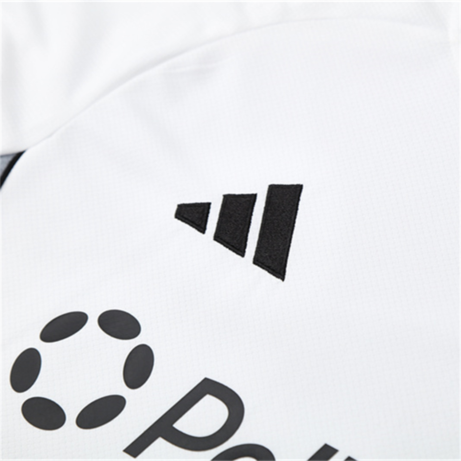 TKH-turbokithub-INT M.A.M 25-26 Kids Short-Sleeve Training Set - White Top and Black Shorts
