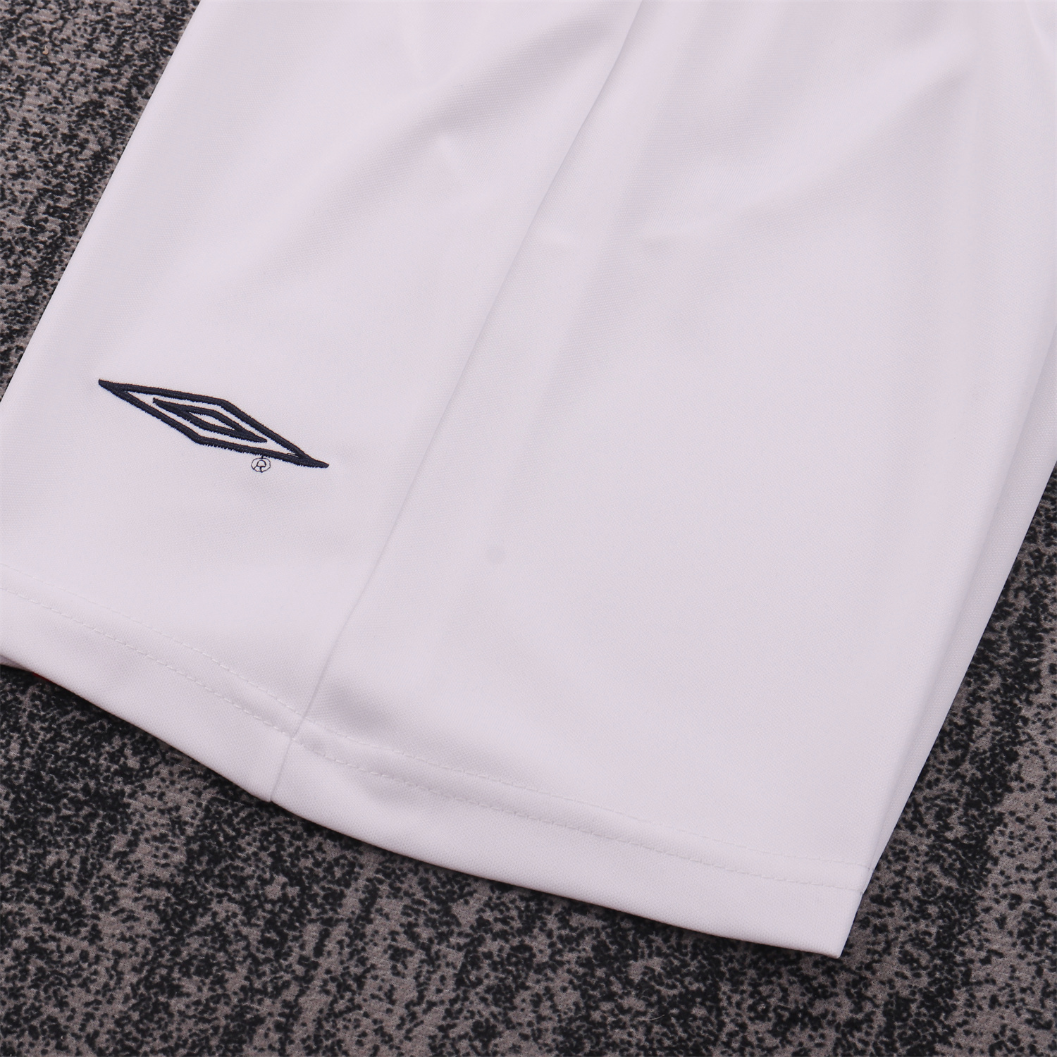 TKH-turbokithub-Retro England 2002 Home Kids Kit