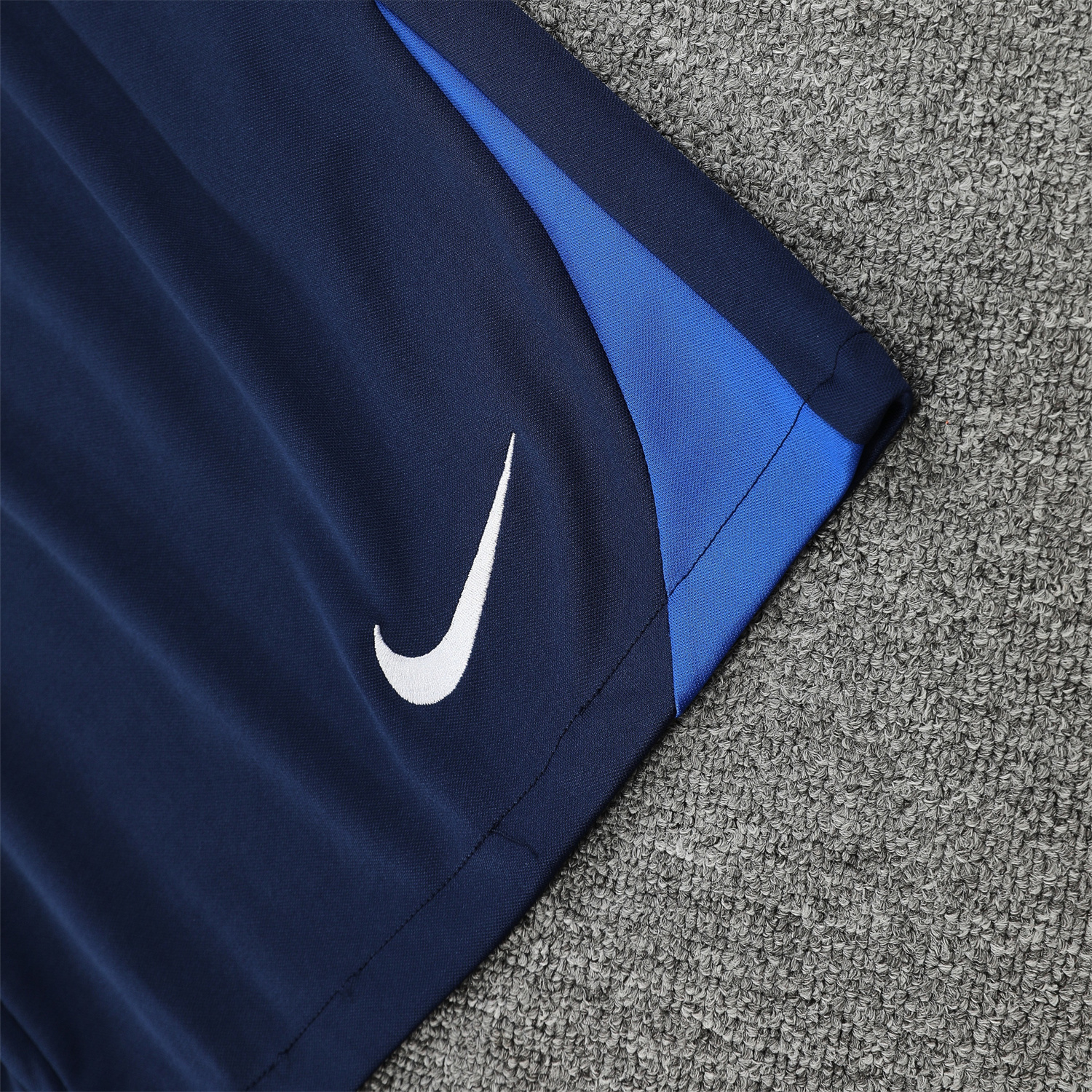 TKH-turbokithub-Paris Saint-Germain PSG 25-26 Vest Training Set - Red And Blue Lines Vest & Blue Shorts