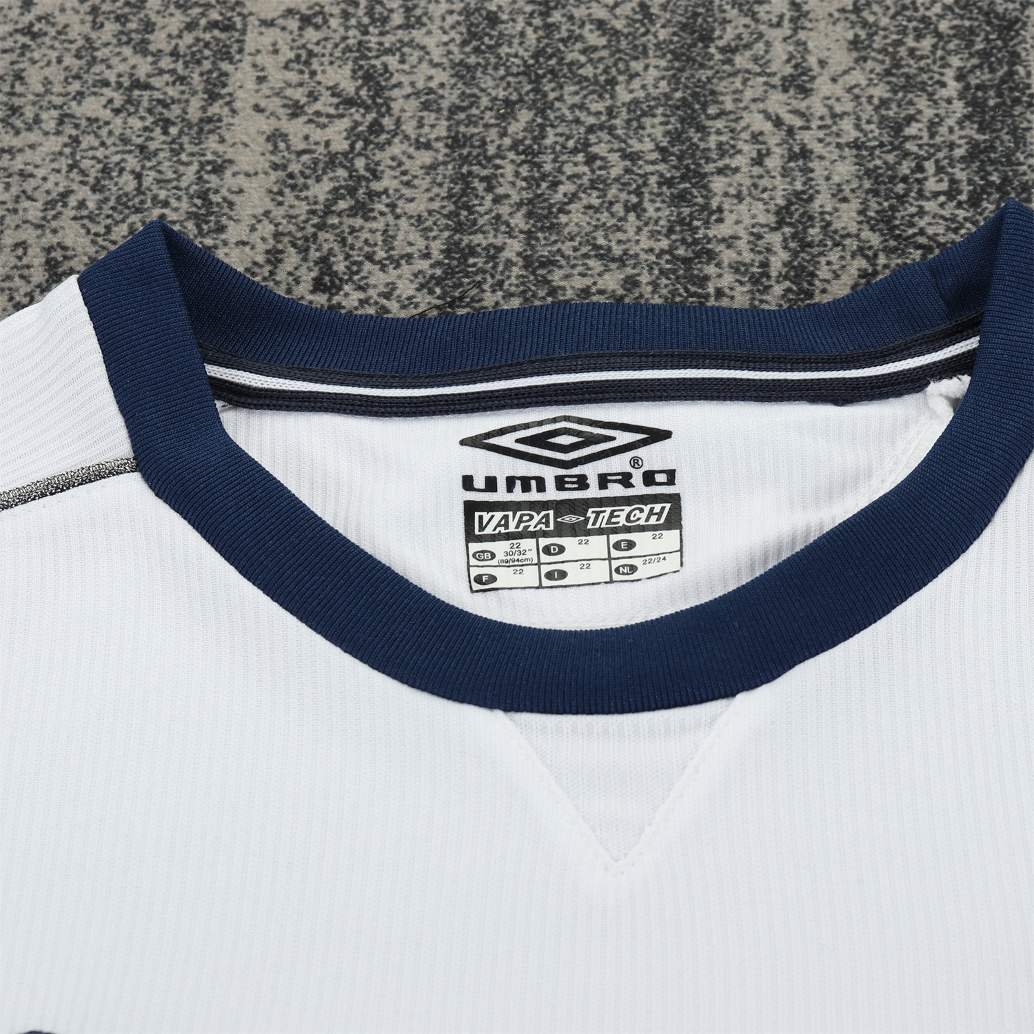 TKH-turbokithub-Retro Manchester United 2000-01 Away Kids Kit