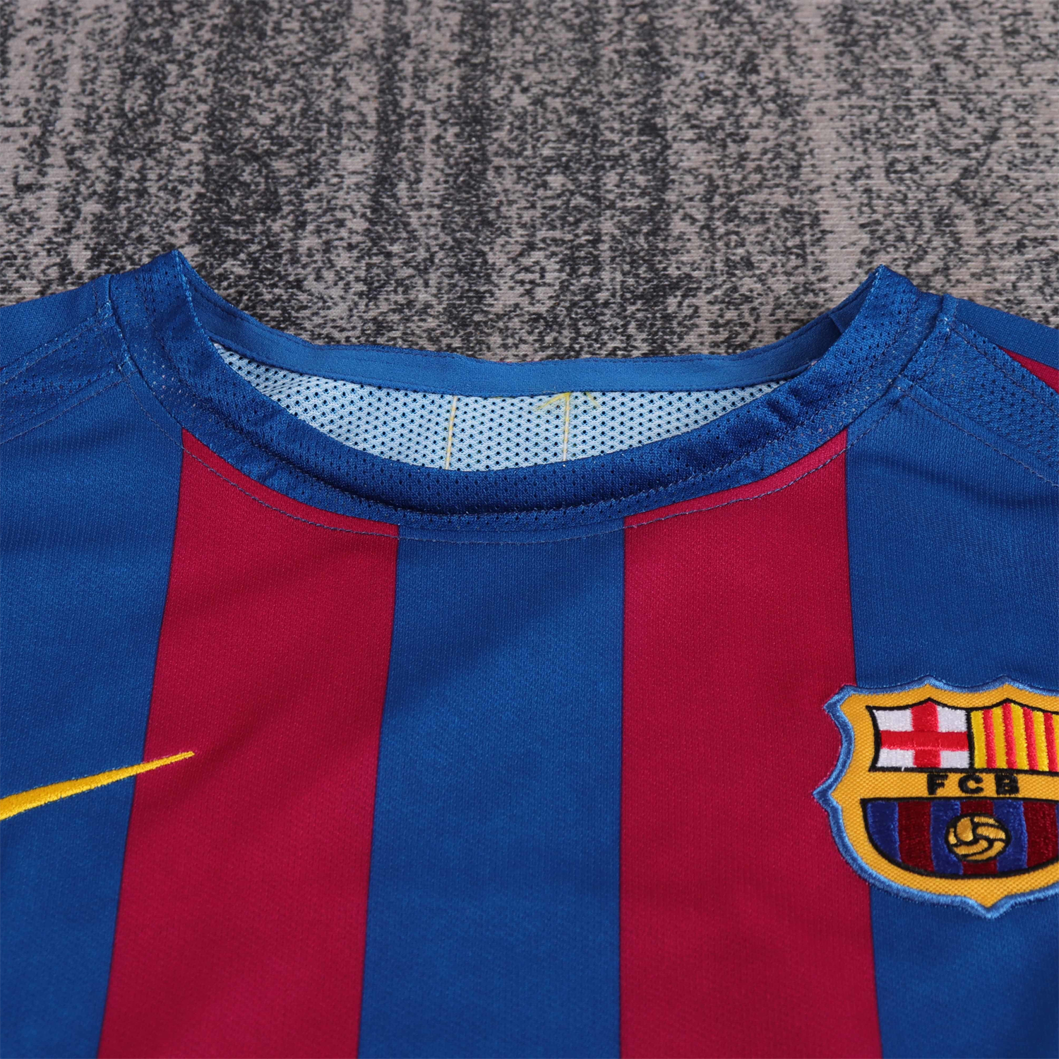TKH-turbokithub-Retro Barcelona 2005-06 Home Stadium Kids Kit - Champions League Version