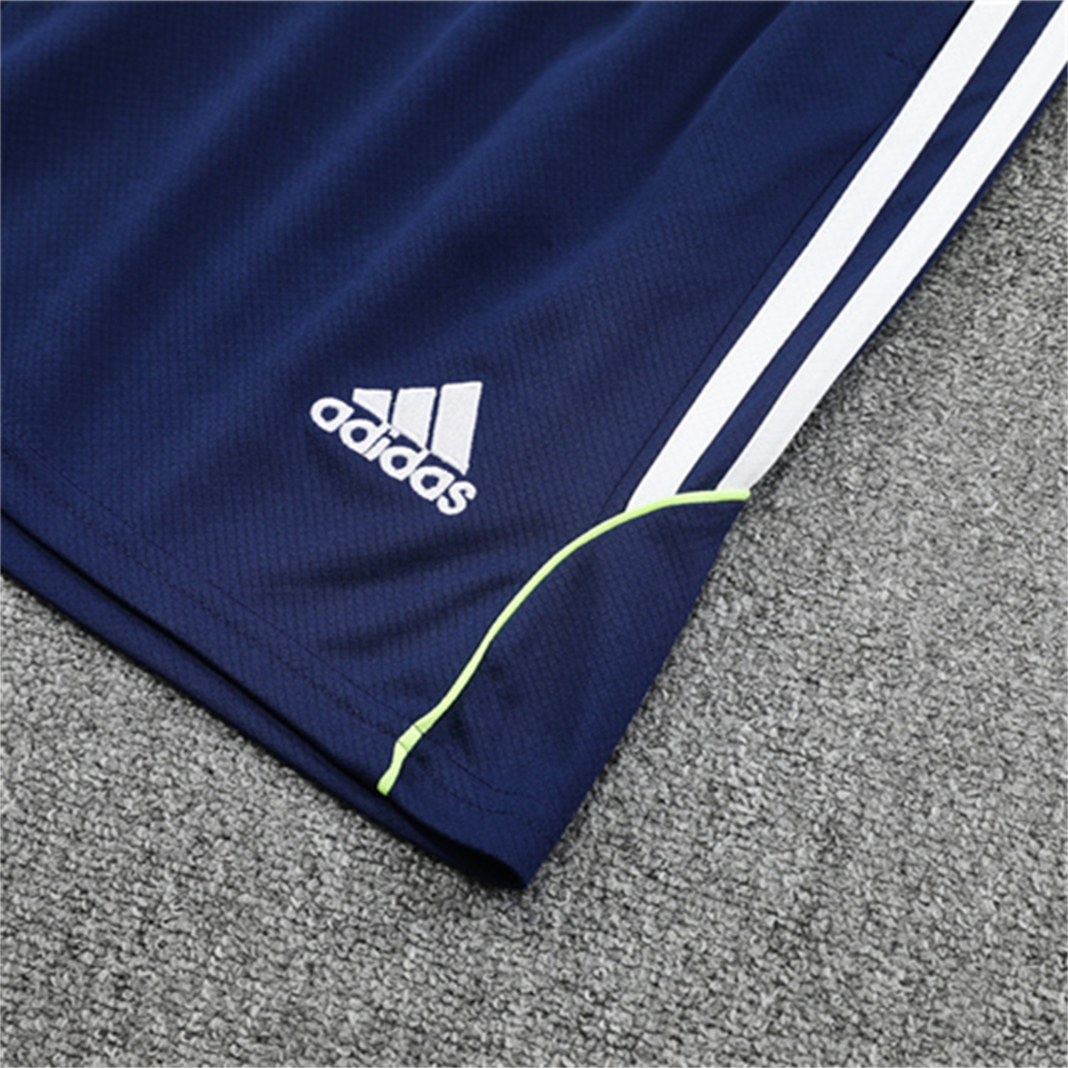TKH-turbokithub-Real Madrid 25-26 Short-Sleeve Training Set - White Urban Purist Style Top and Blue Shorts