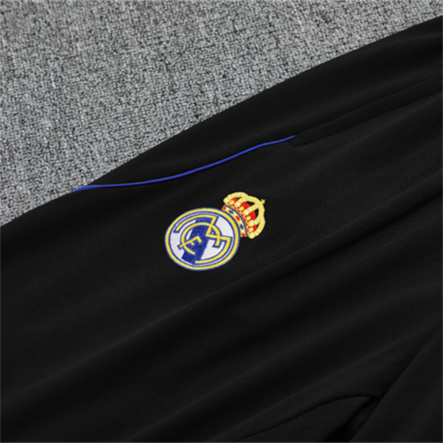 TKH-turbokithub-Real Madrid 25-26 Long Sleeve Training Set - Yellow, White and Blue Camouflage Top and Black Pants
