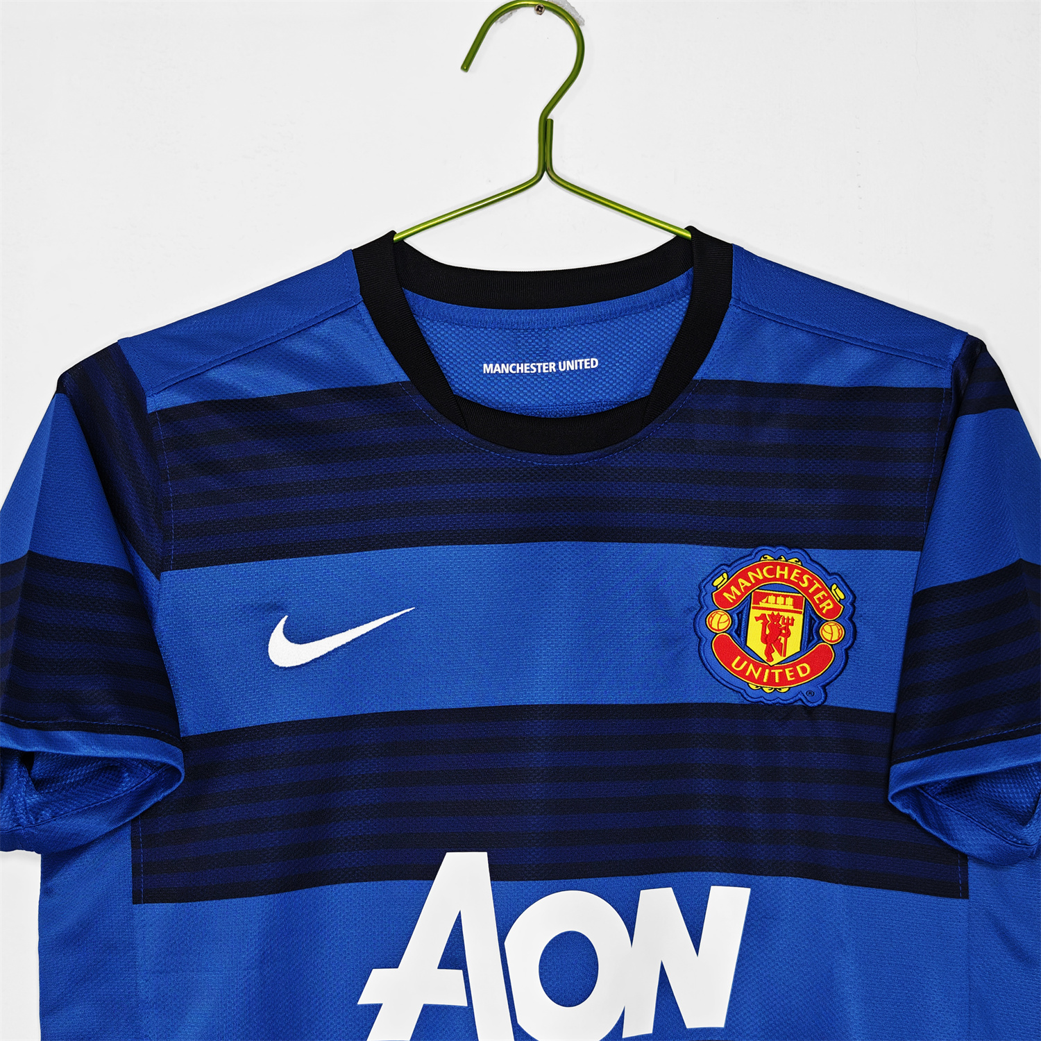 TKH-turbokithub-Retro Manchester United 2011-12 Away Jersey