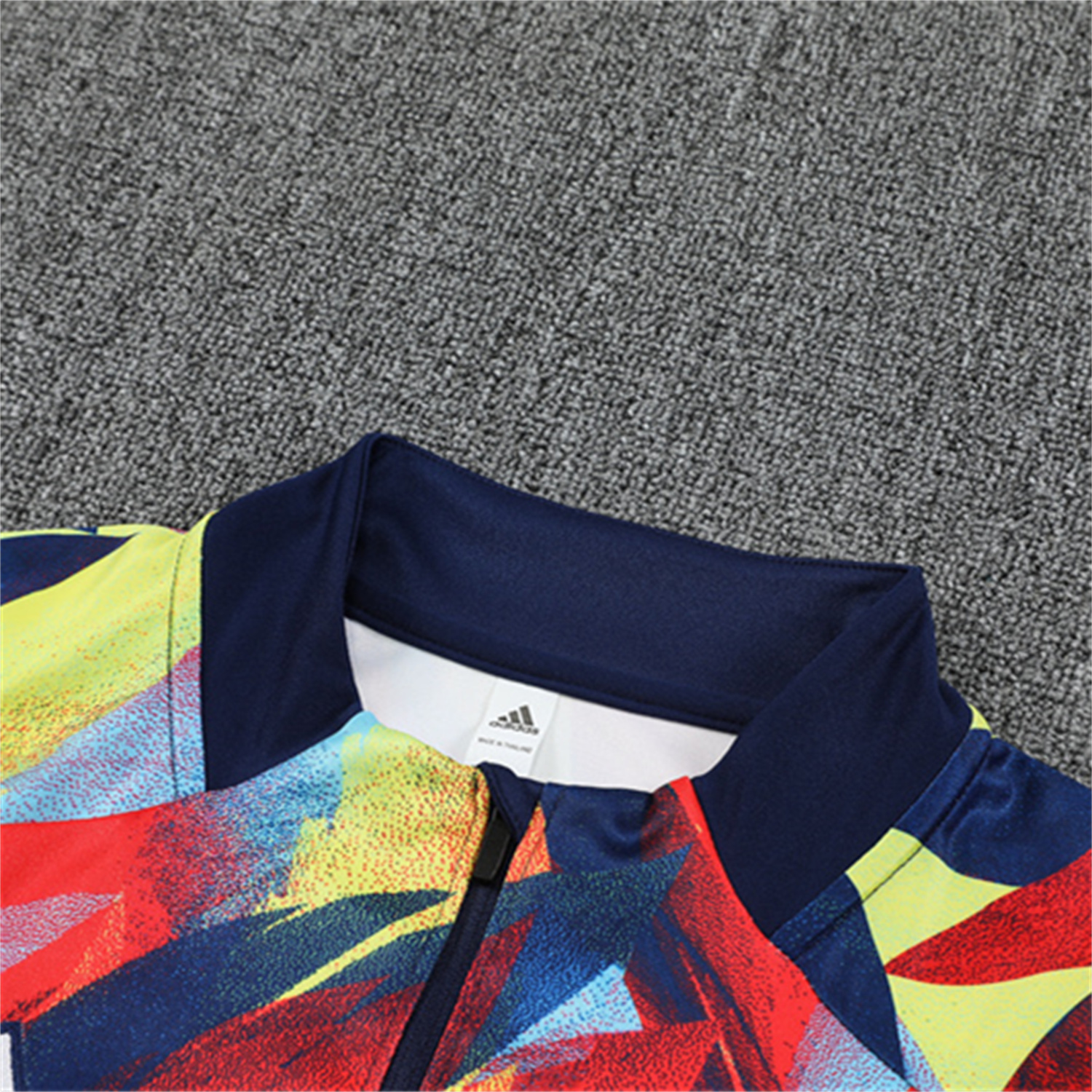 TKH-turbokithub-Arsenal 25-26 Kid Long Sleeves Training Set - Colorful Camouflage Top & Royal Blue Pants