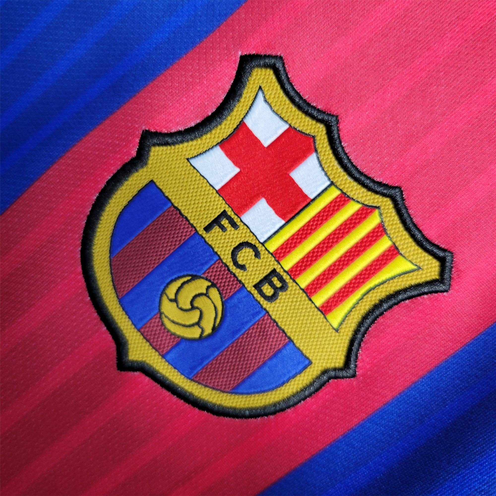 TKH-turbokithub-Retro Barcelona 16-17 Home Stadium Jersey