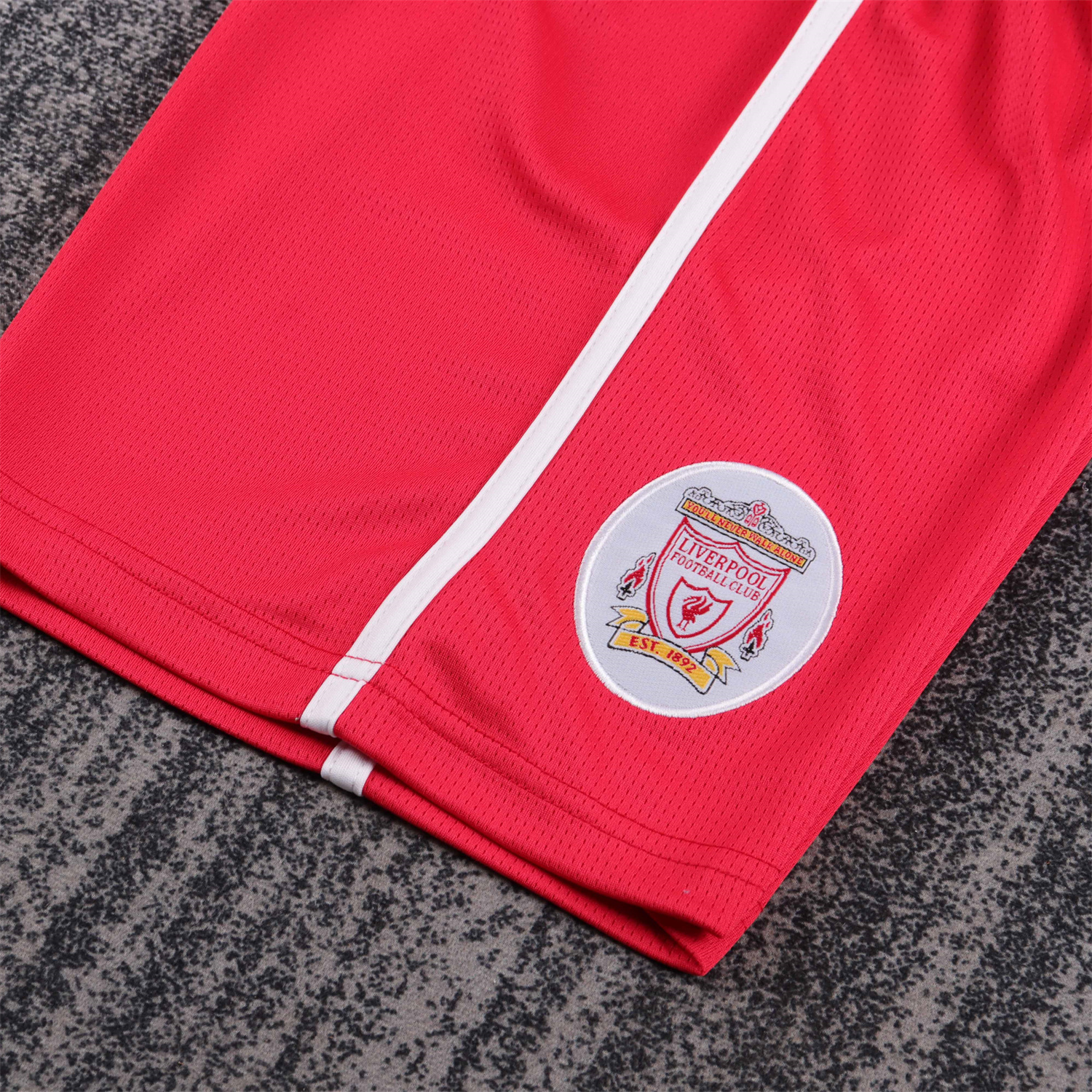 TKH-turbokithub-Retro Liver.pool 1998-00 Home Kids Kit