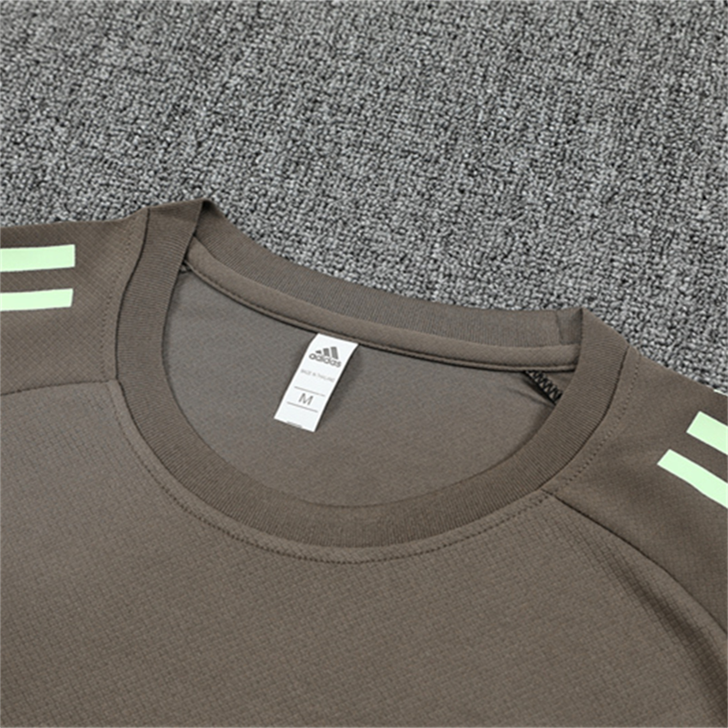 TKH-turbokithub-Real Madrid 25-26 Kids Short-Sleeve Training Set - Dark Khaki Top and Shorts